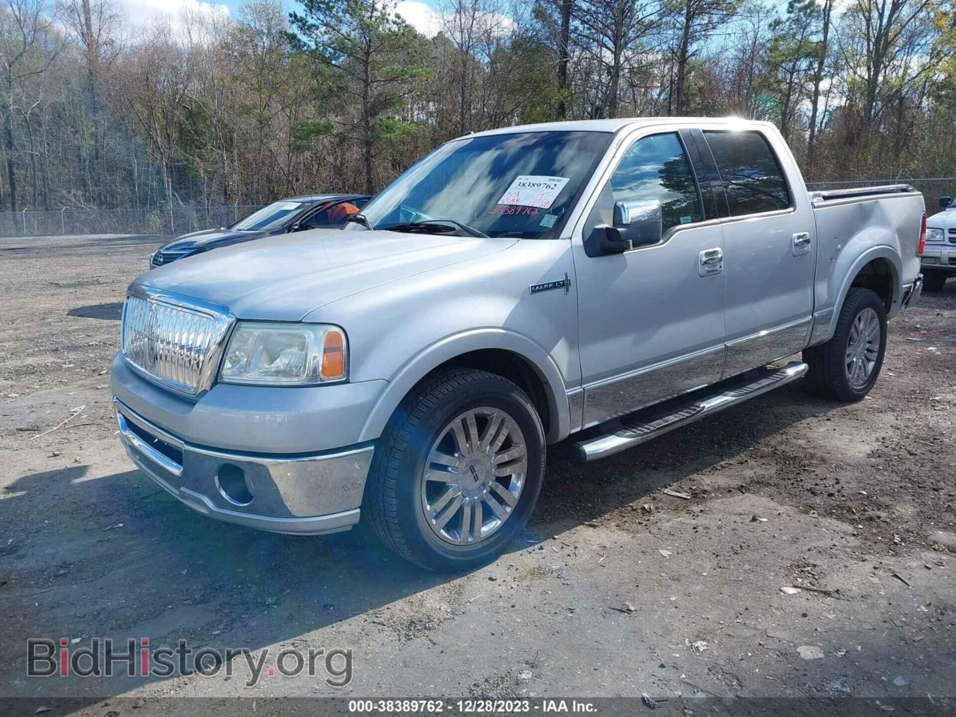 2007 LINCOLN MARK LT - VIN: 5LTPW165X7FJ03355 - Фото 2