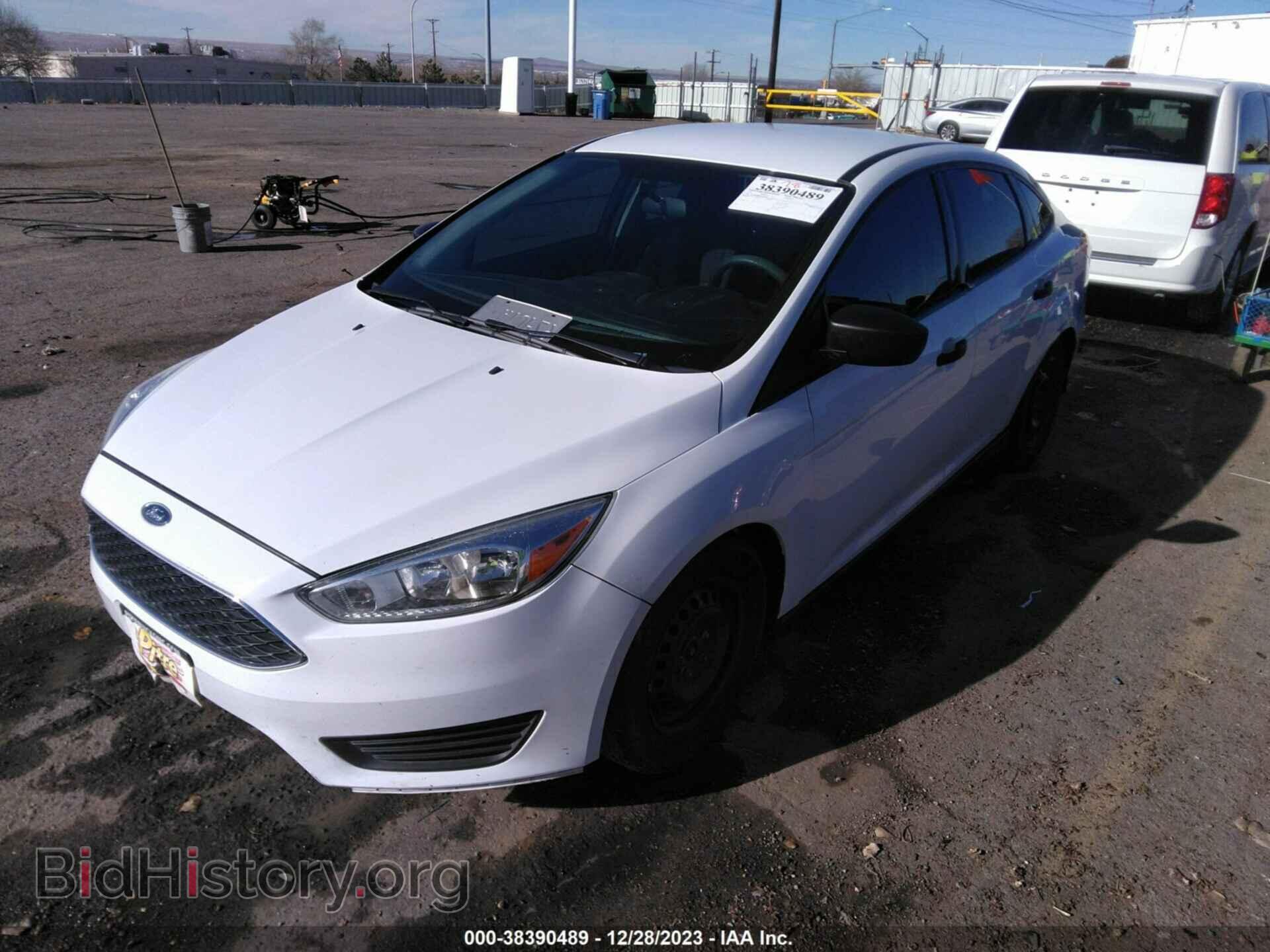 2016 FORD FOCUS - VIN: 1FADP3E29GL405216 - Photo 2
