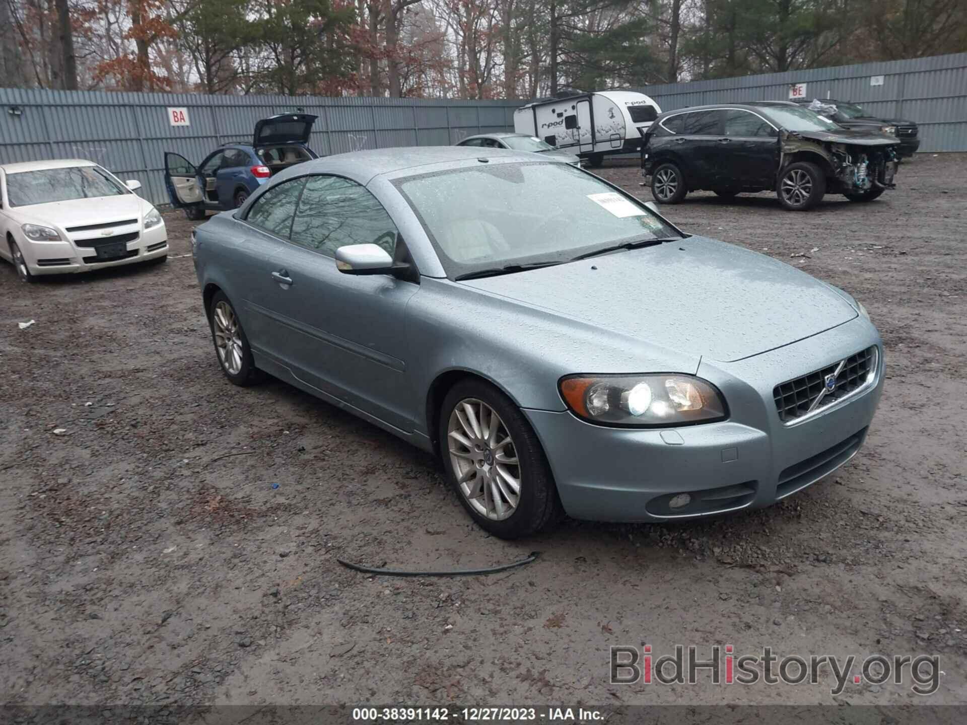 Photo YV1MC68286J003789 - VOLVO C70 2006