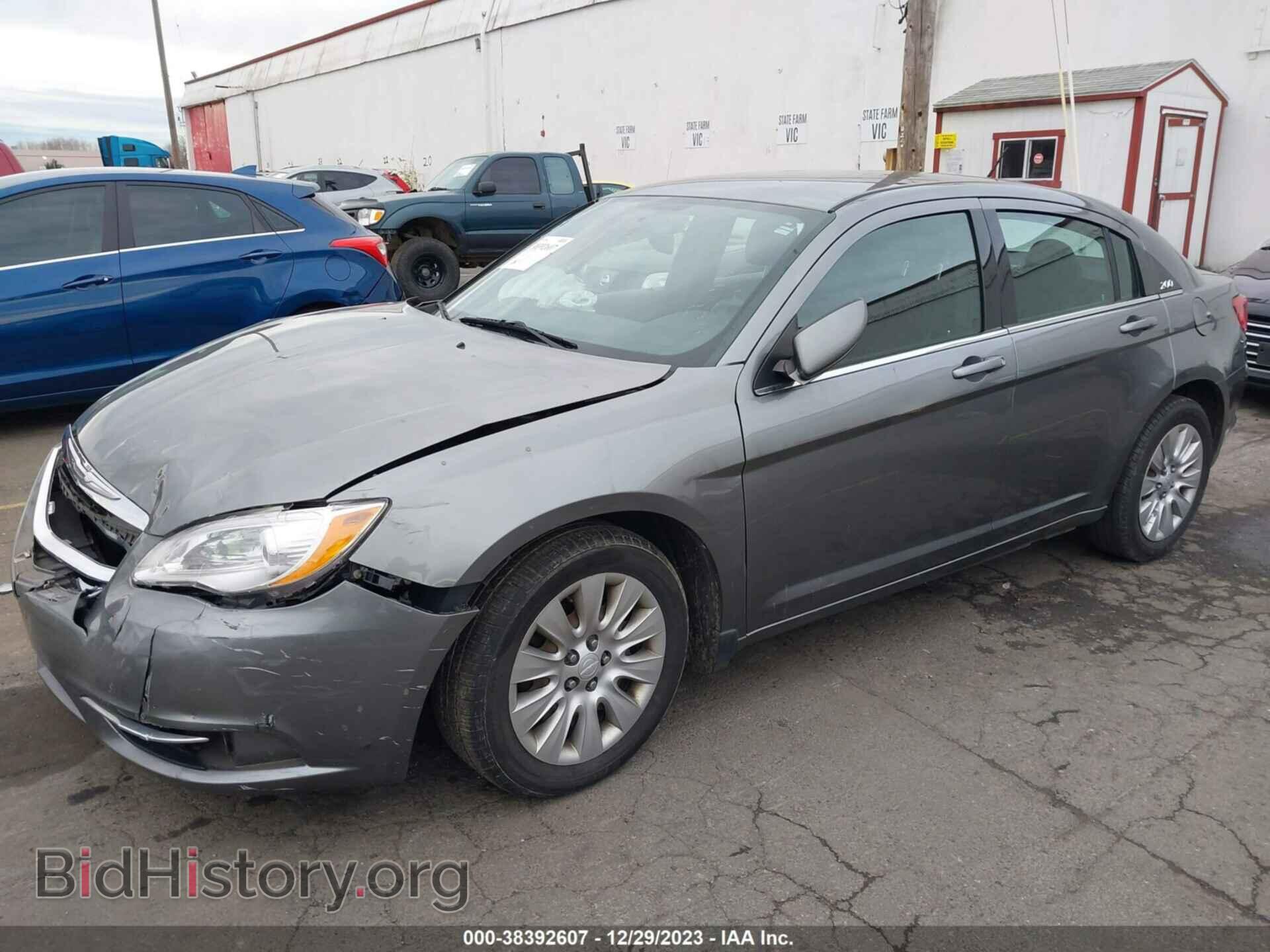 2013 CHRYSLER 200 - VIN: 1c3ccbag4dn728123 - Фото 2