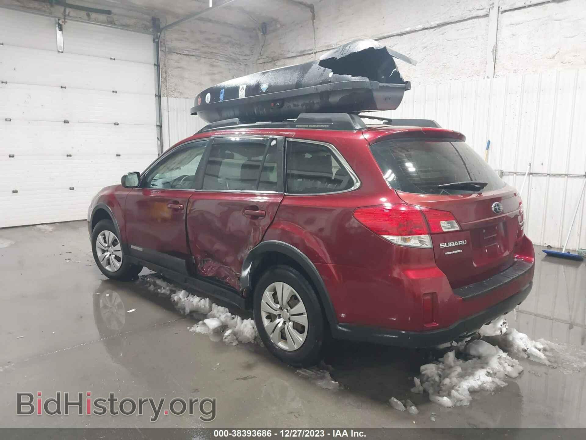 2011 SUBARU OUTBACK - VIN: 4S4BRBAC3B1318996 - Фото 3