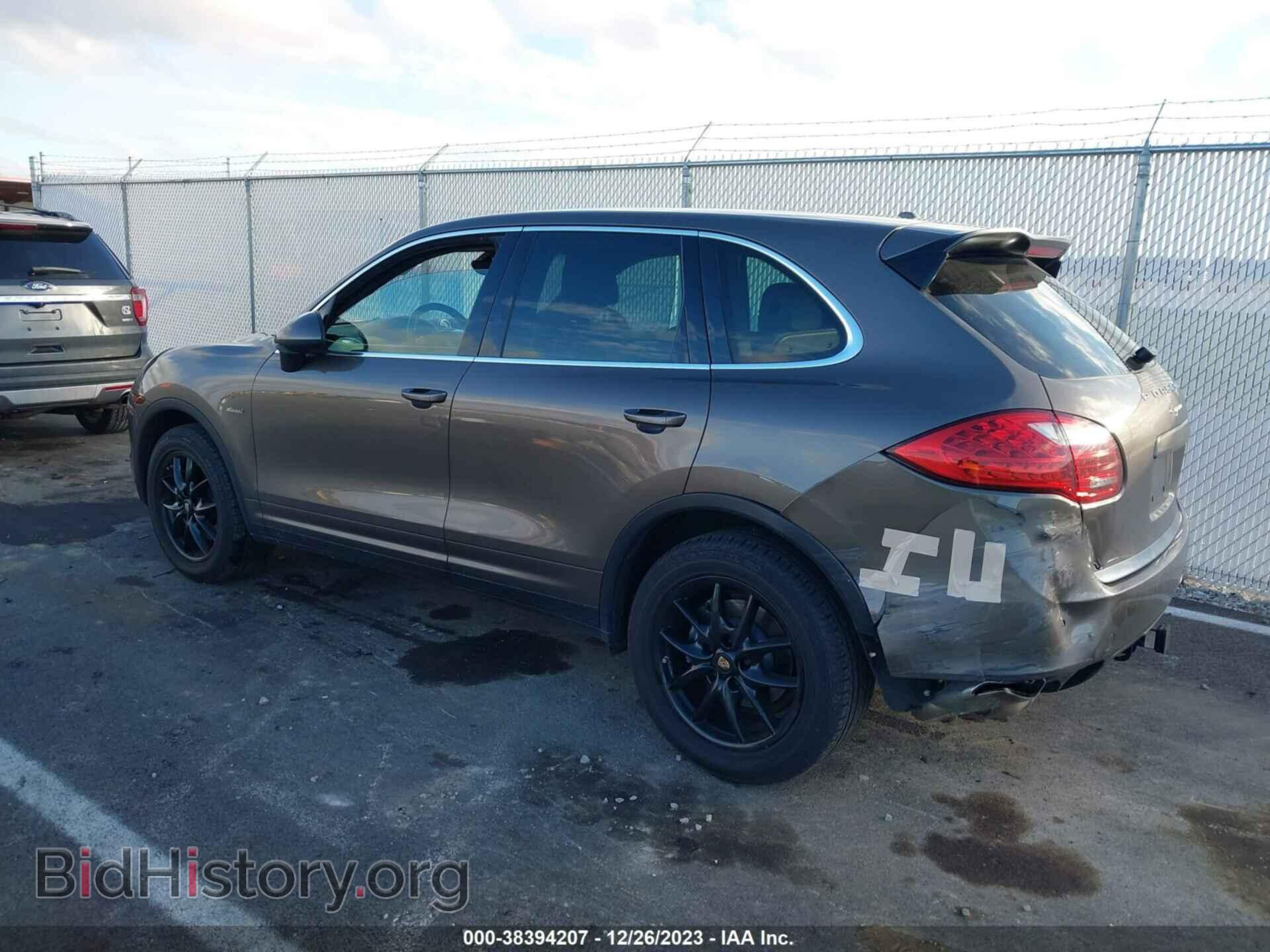 2013 PORSCHE CAYENNE - VIN: WP1AF2A29DLA38053 - Фото 3