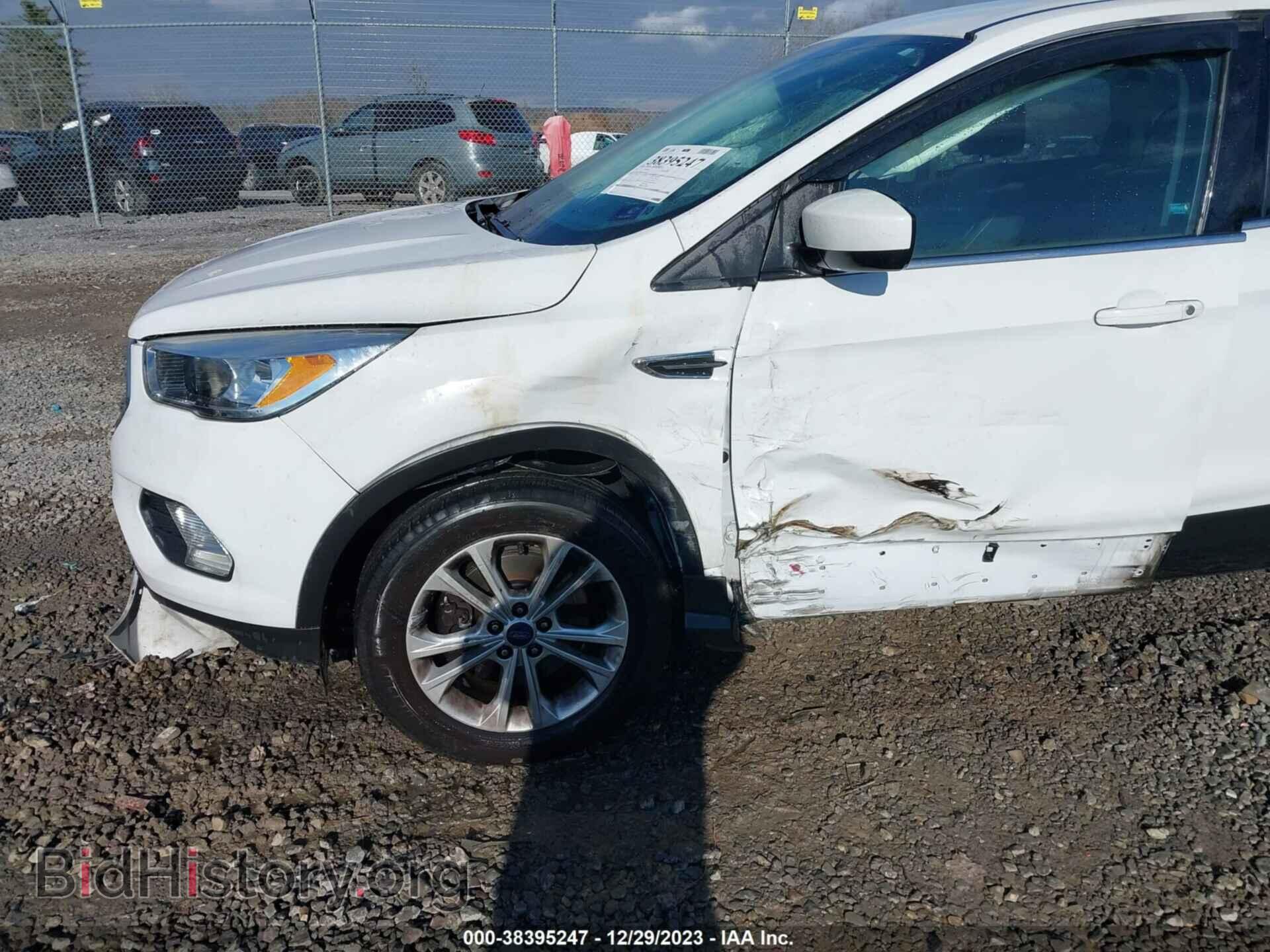 2017 FORD ESCAPE - VIN: 1FMCU9GD4HUE89193 - Photo 6