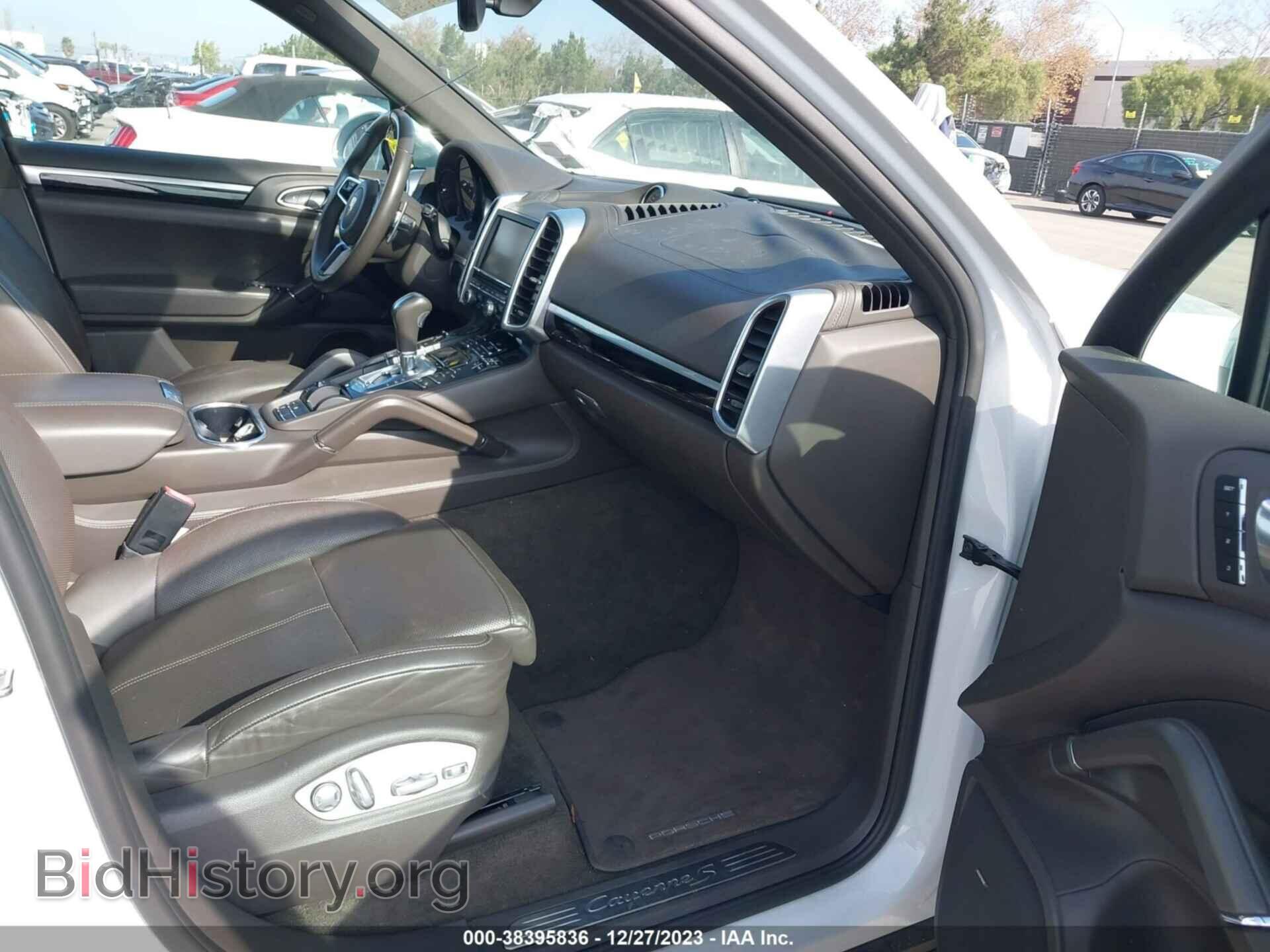 2016 PORSCHE CAYENNE - VIN: WP1AB2A24GLA94093 - Фото 5