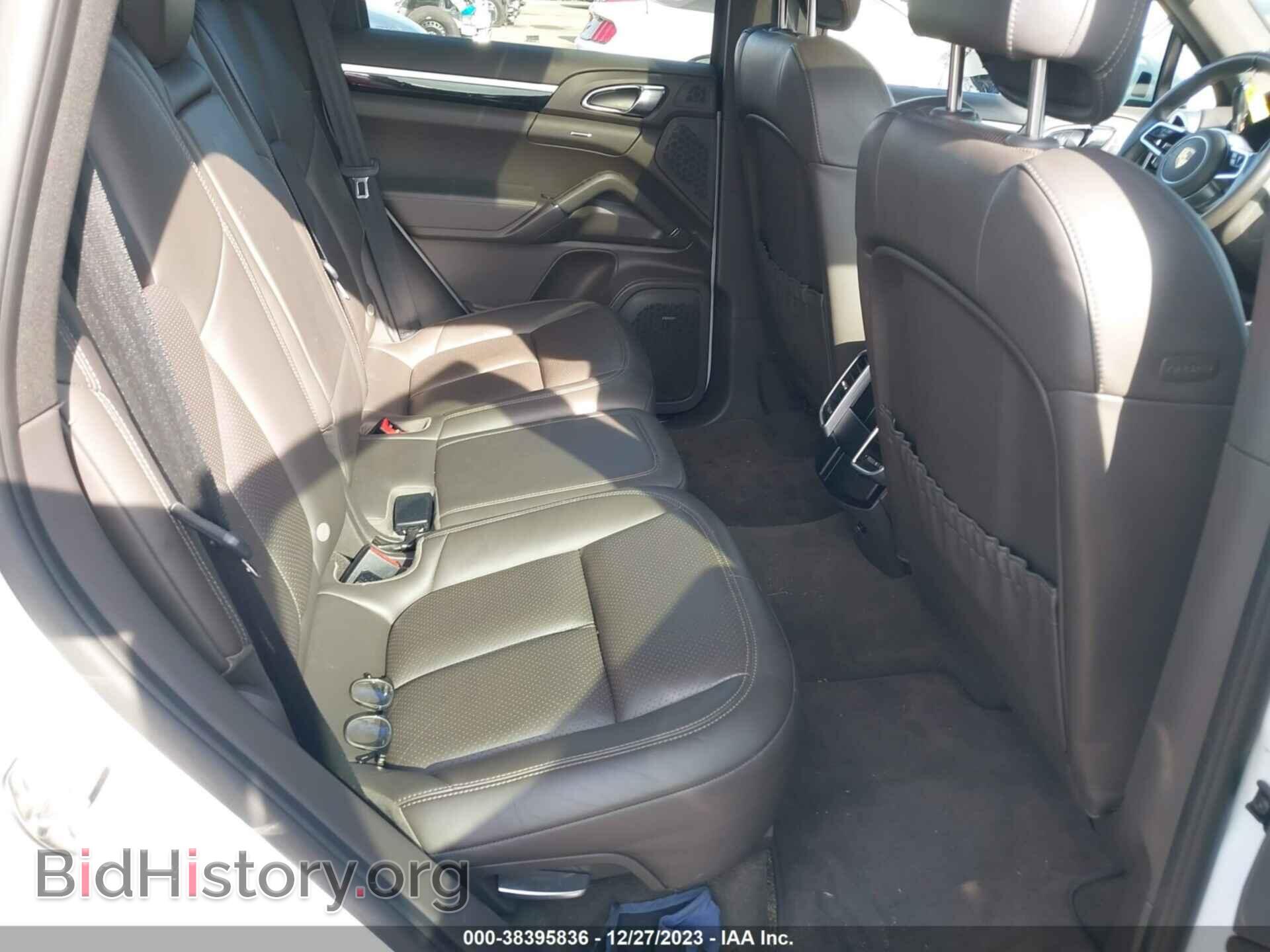 2016 PORSCHE CAYENNE - VIN: WP1AB2A24GLA94093 - Фото 8