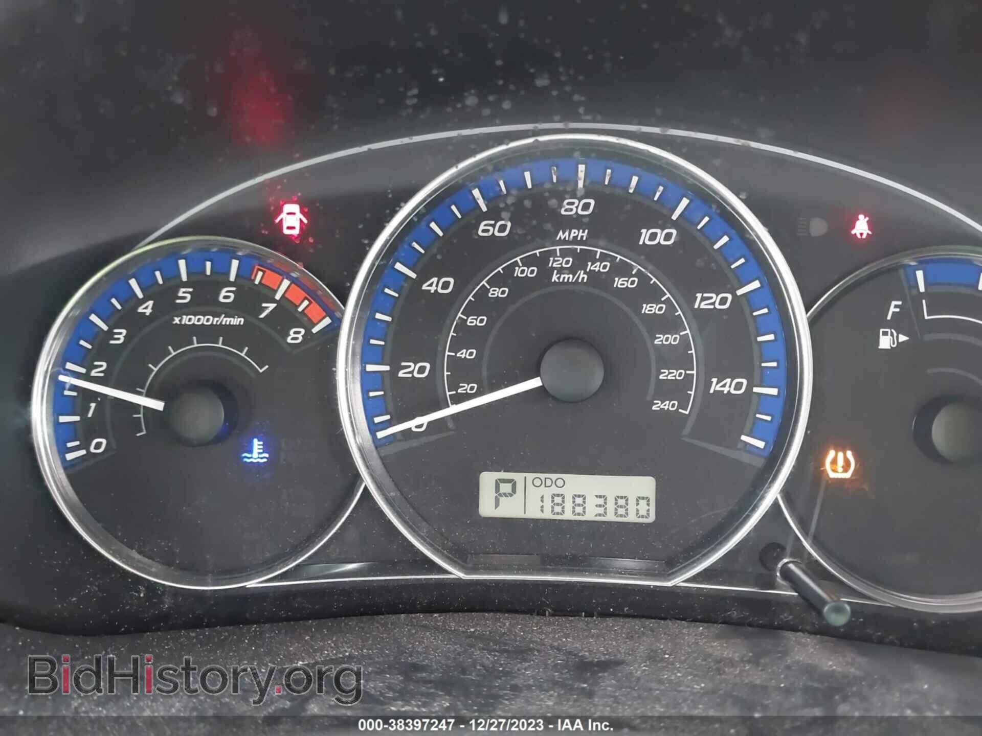 2011 SUBARU FORESTER - VIN: JF2SHABC0BH762684 - Фото 7
