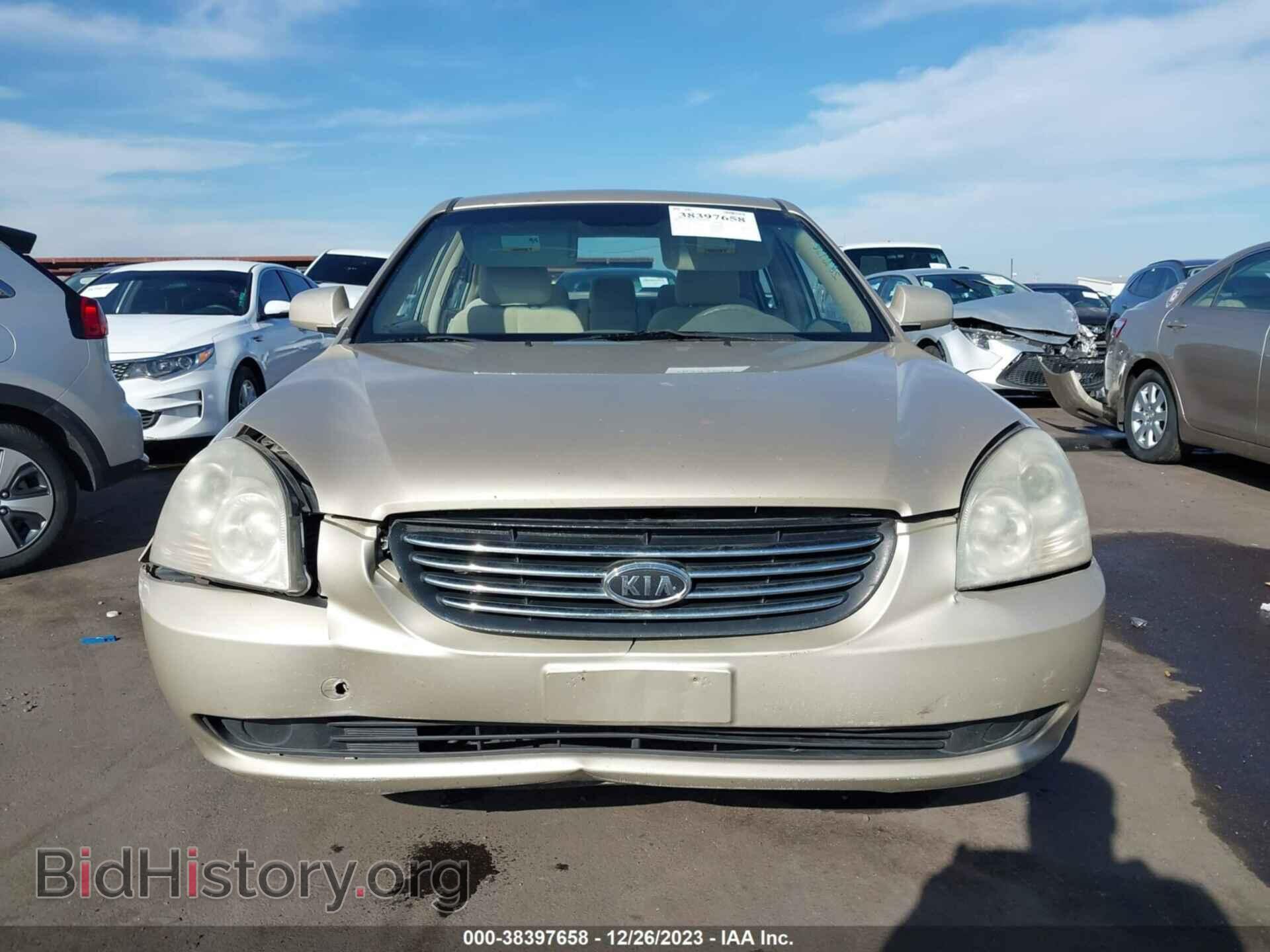 2007 KIA OPTIMA - VIN: KNAGE123775129764 - Фото 12