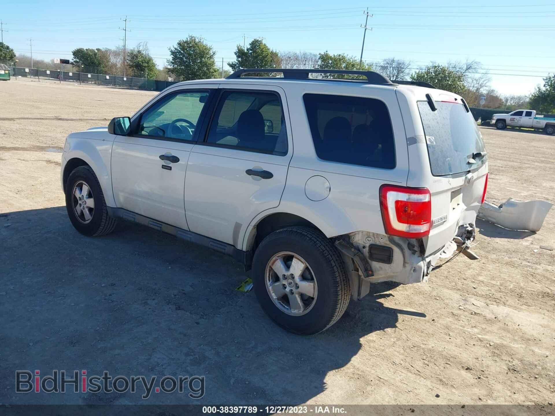 2012 FORD ESCAPE - VIN: 1FMCU0D72CKA63761 - Фото 3