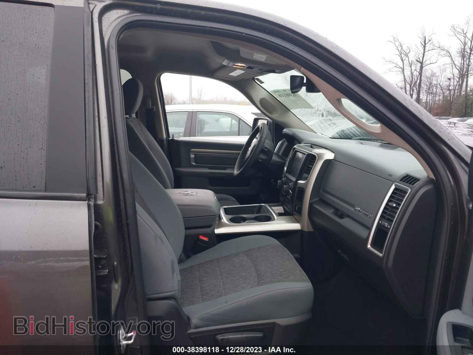 2017 RAM 1500 - VIN: 3C6RR7LT9HG746313 - Фото 5