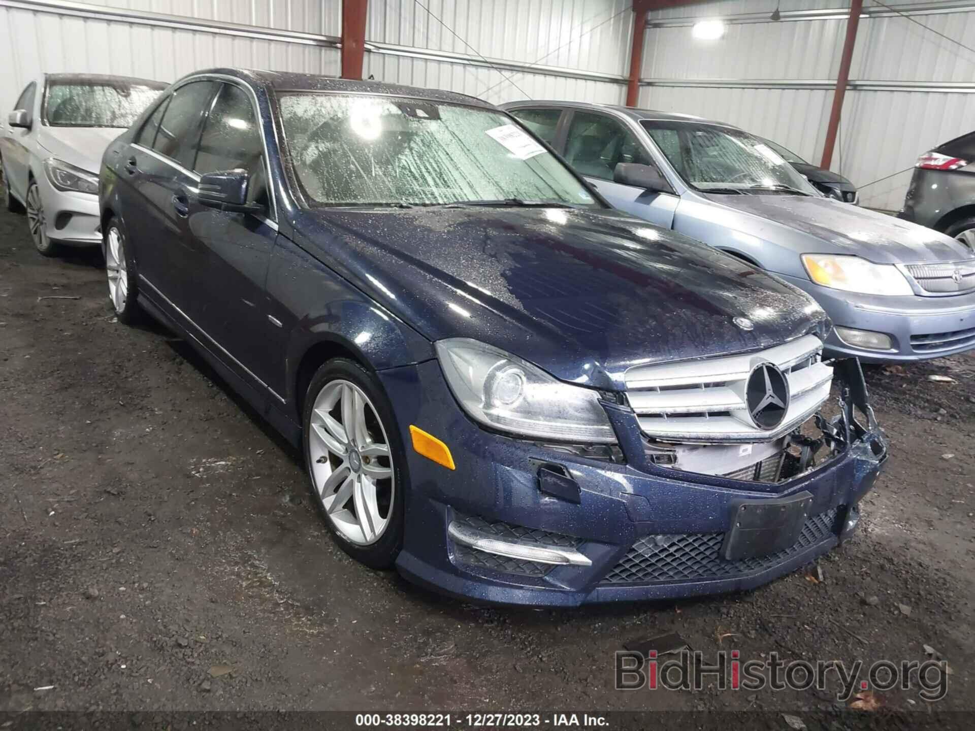 Photo WDDGF4HB4CA680144 - MERCEDES-BENZ C 250 2012