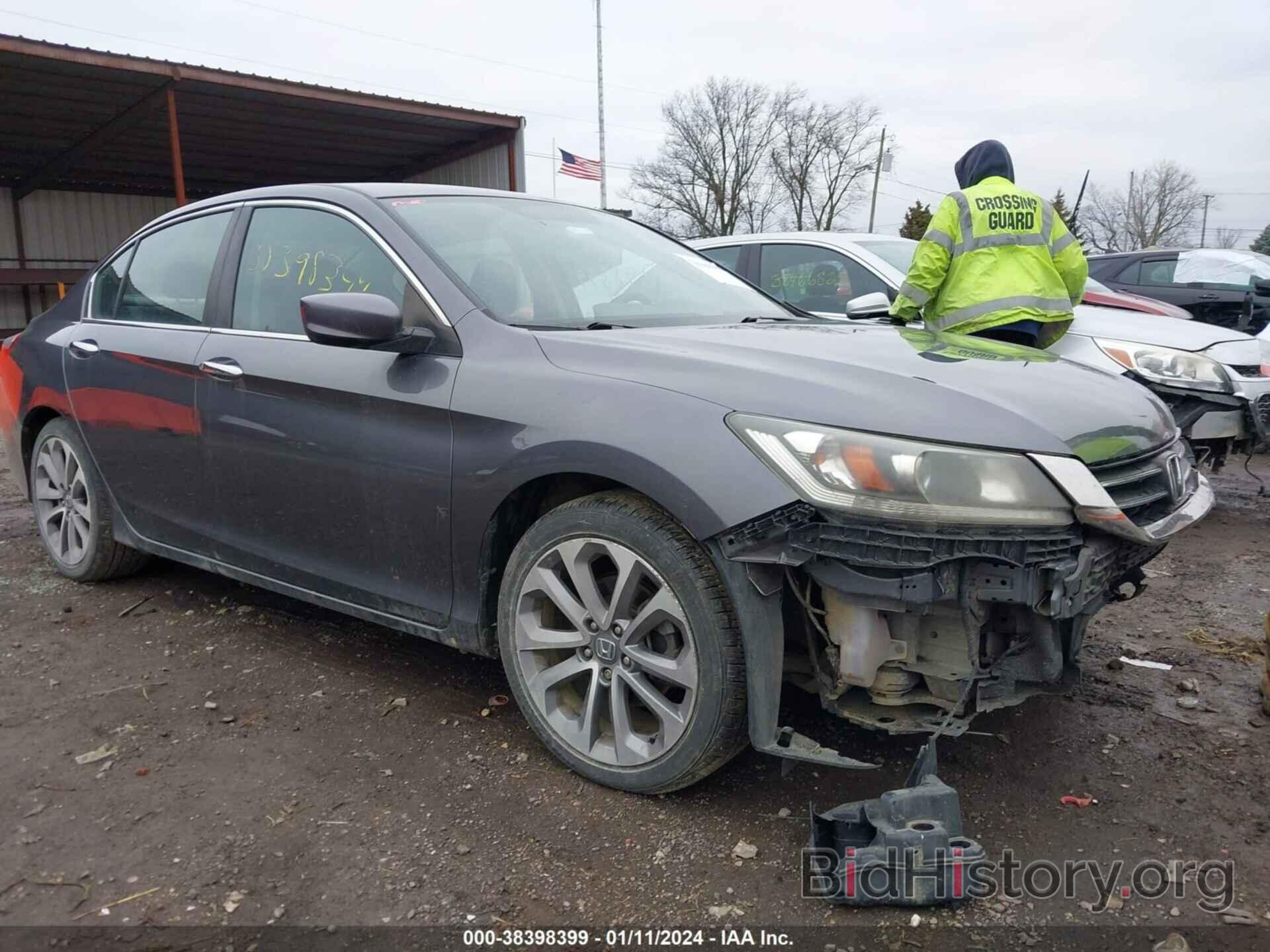 Photo 1HGCR2F57DA040496 - HONDA ACCORD 2013