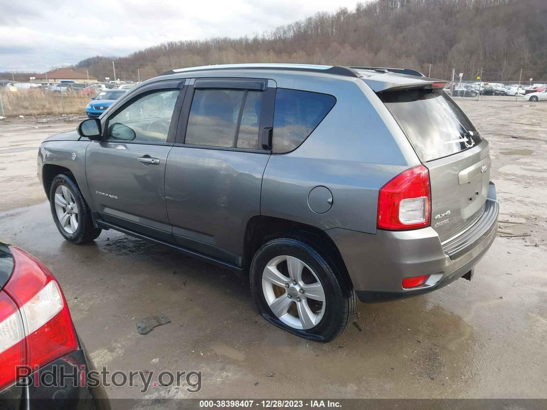2011 JEEP COMPASS - VIN: 1J4NF1FB9BD207768 - Photo 3