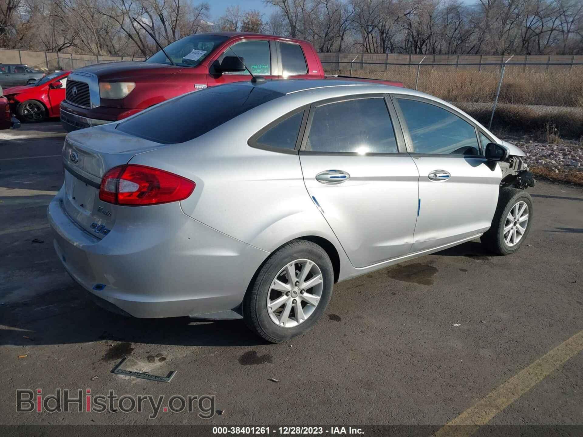 2012 FORD FIESTA - VIN: 3FADP4AJ0CM102904 - Фото 4
