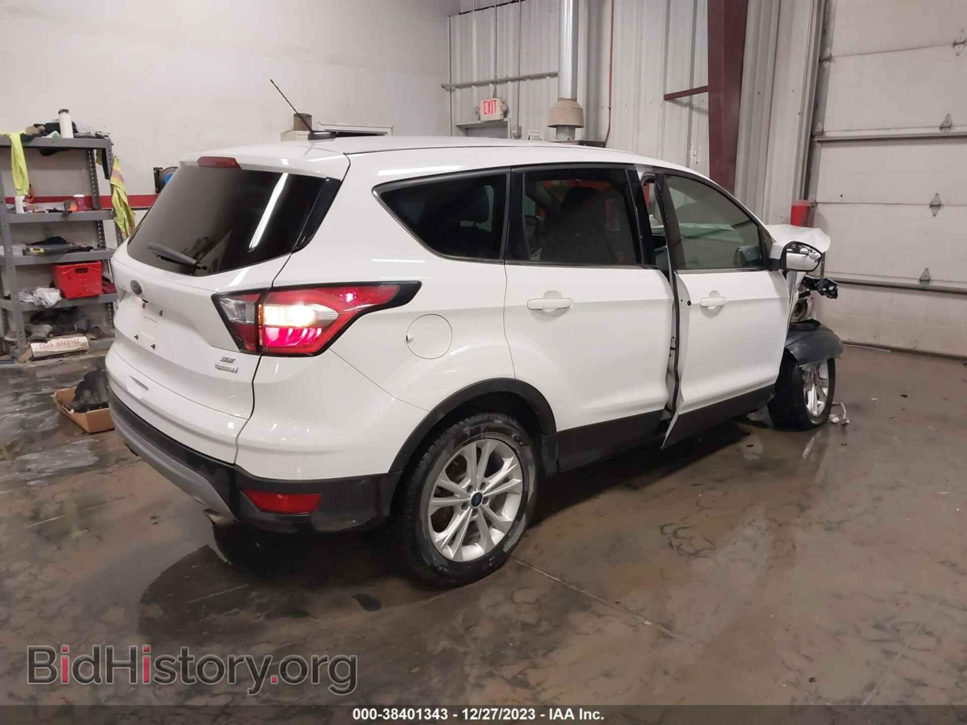 2017 FORD ESCAPE - VIN: 1FMCU0GD5HUC94201 - Фото 4
