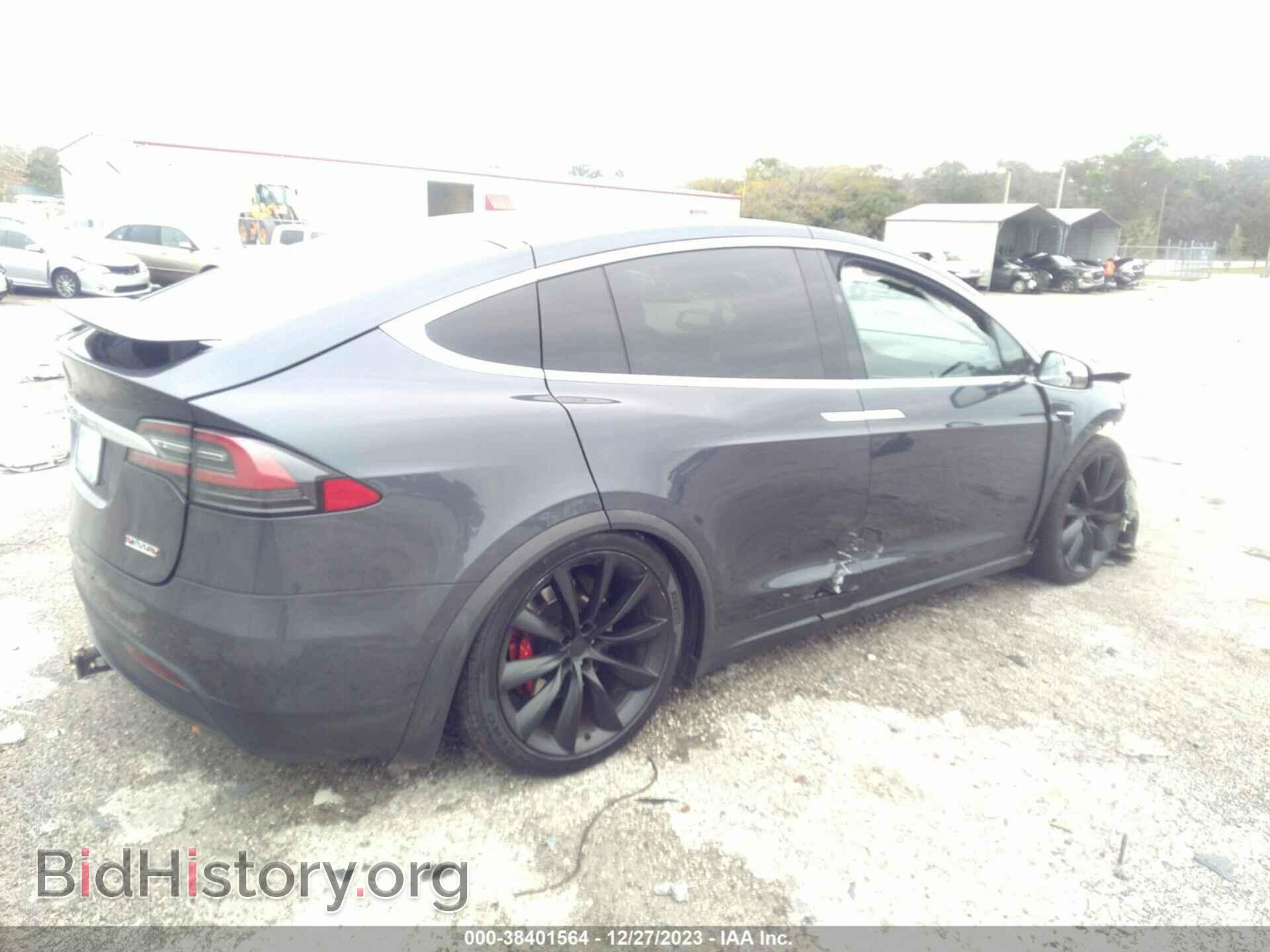 2018 TESLA MODEL X - VIN: 5YJXCAE41JF101641 - Photo 4