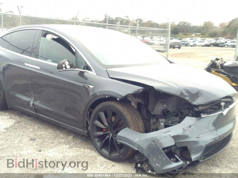 2018 Tesla MODEL X (VIN 5YJXCAE41JF101641) — фото 6 из 17