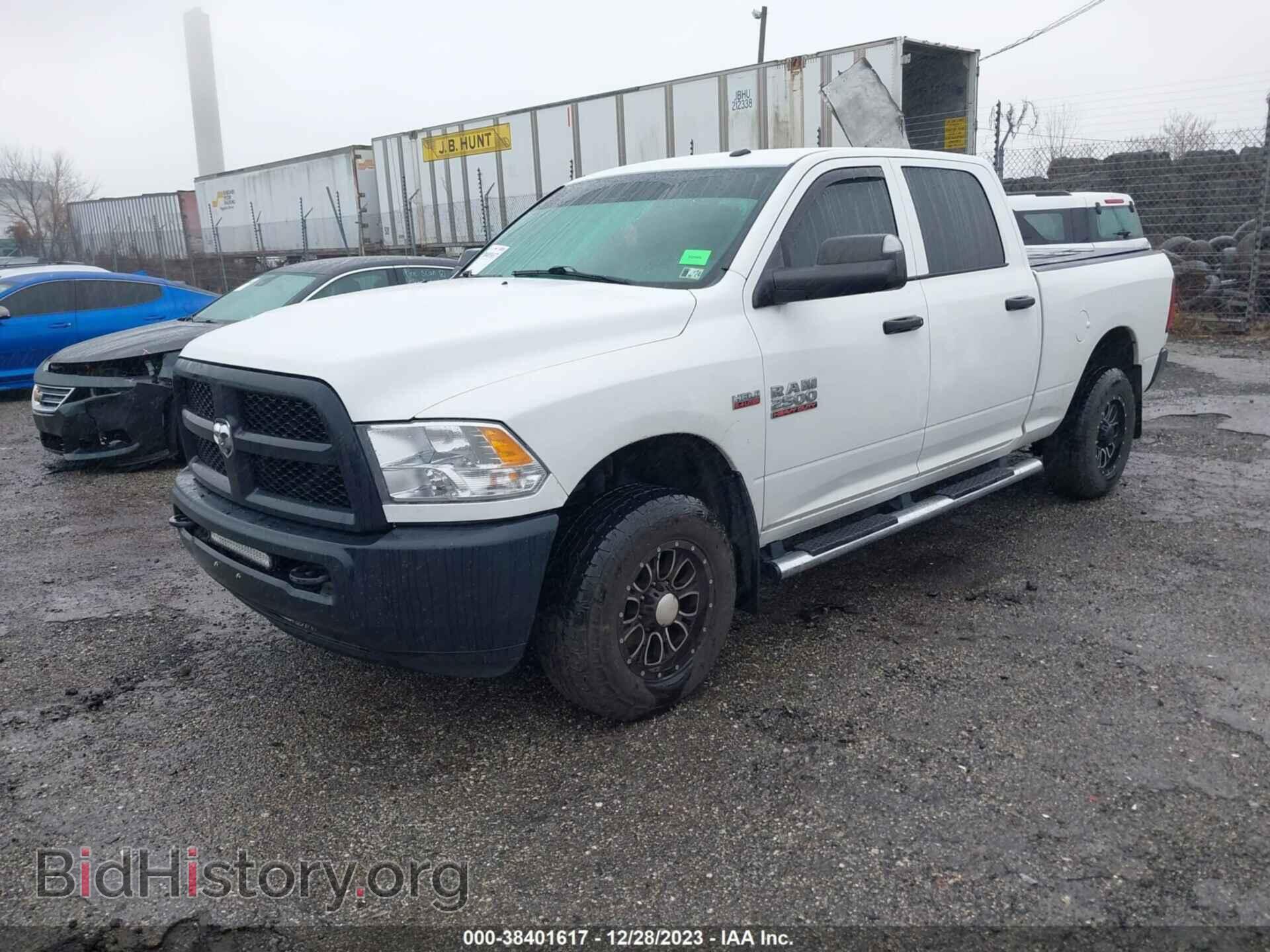 2016 RAM 2500 - VIN: 3C6UR4CJ0GG117643 - Фото 2
