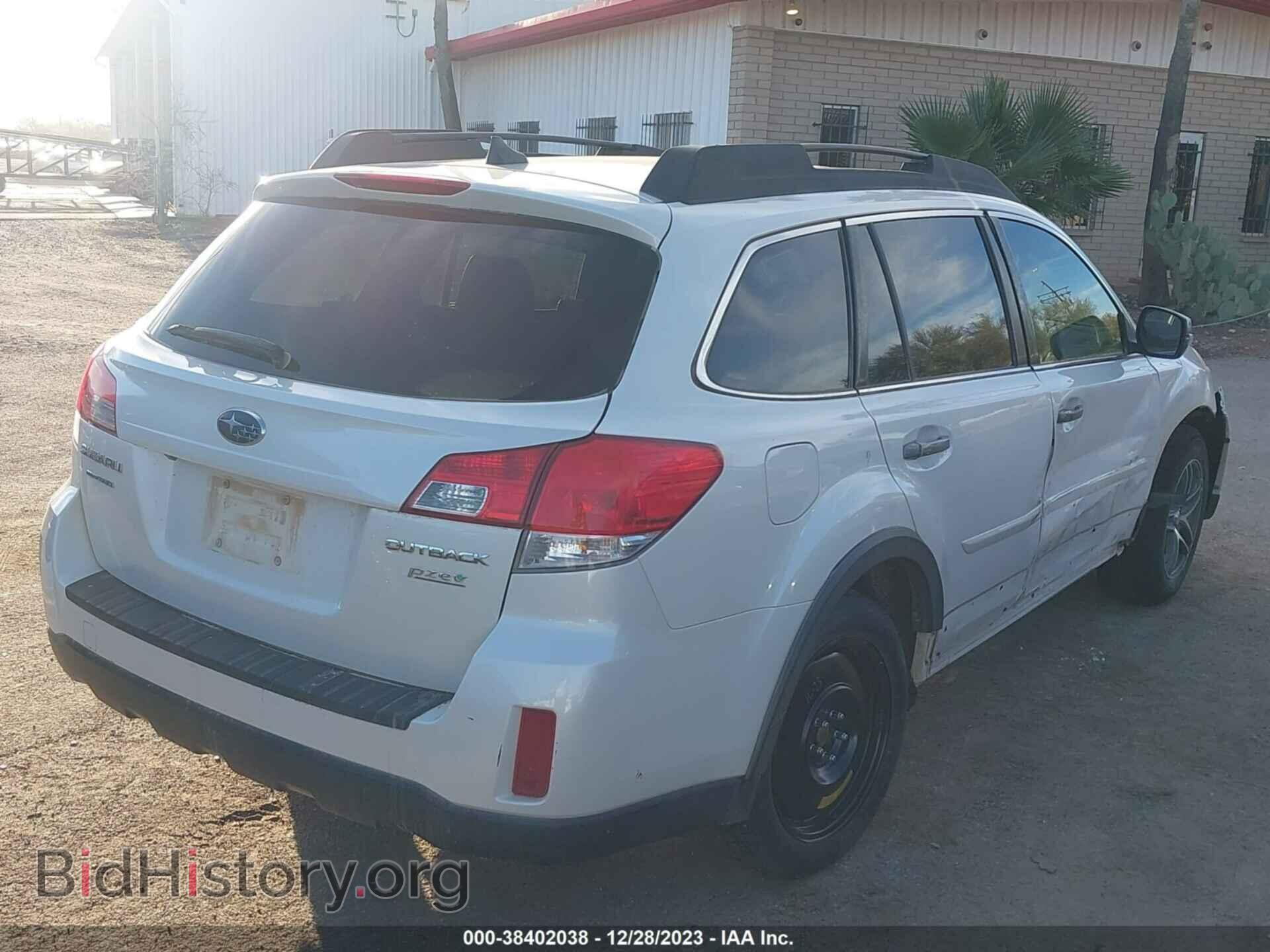 2014 SUBARU OUTBACK - VIN: 4S4BRBPC5E3313637 - Фото 4