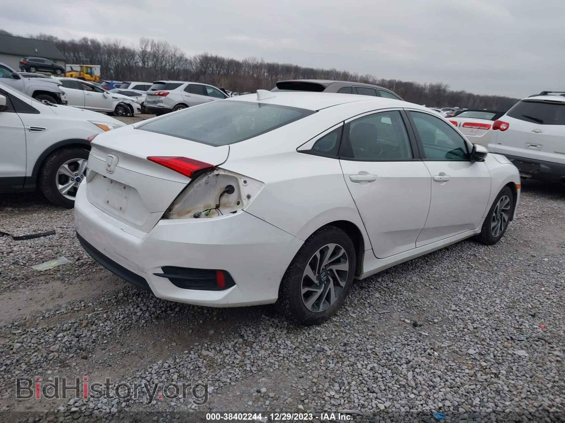 2017 HONDA CIVIC - VIN: 19XFC2F7XHE038243 - Фото 4
