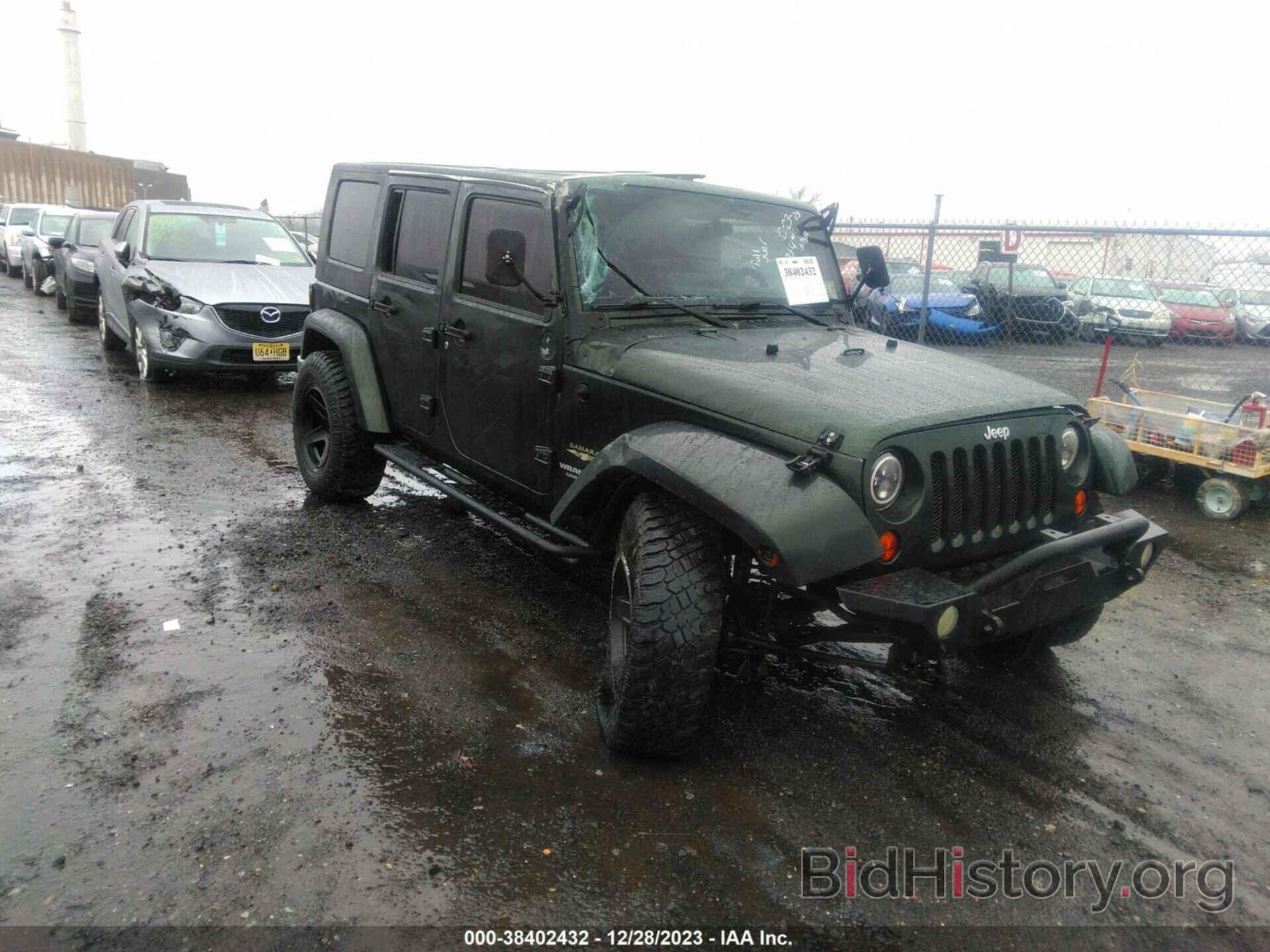 Photo 1J4HA5H17AL186074 - JEEP WRANGLER UNLIMITED 2010