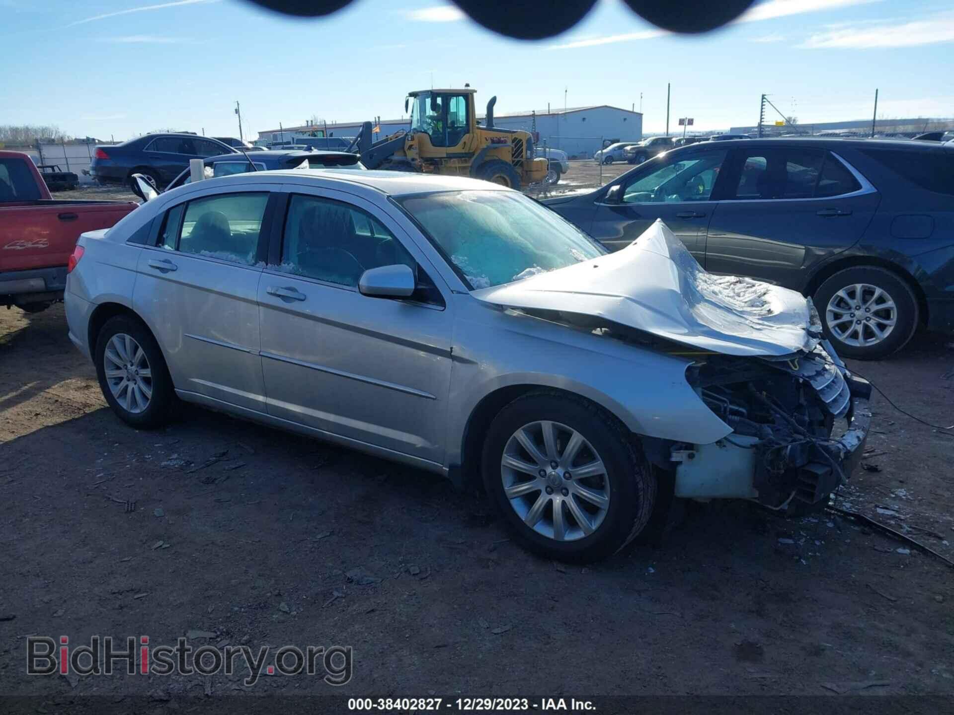 Фотография 1C3CC5FD8AN134744 - CHRYSLER SEBRING 2010