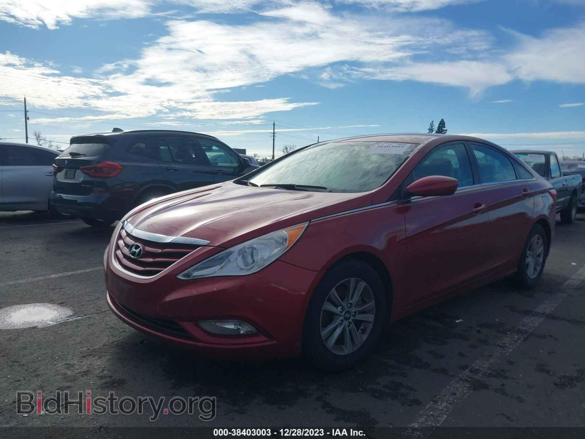 2013 HYUNDAI SONATA - VIN: 5NPEB4AC2DH537574 - Фото 2