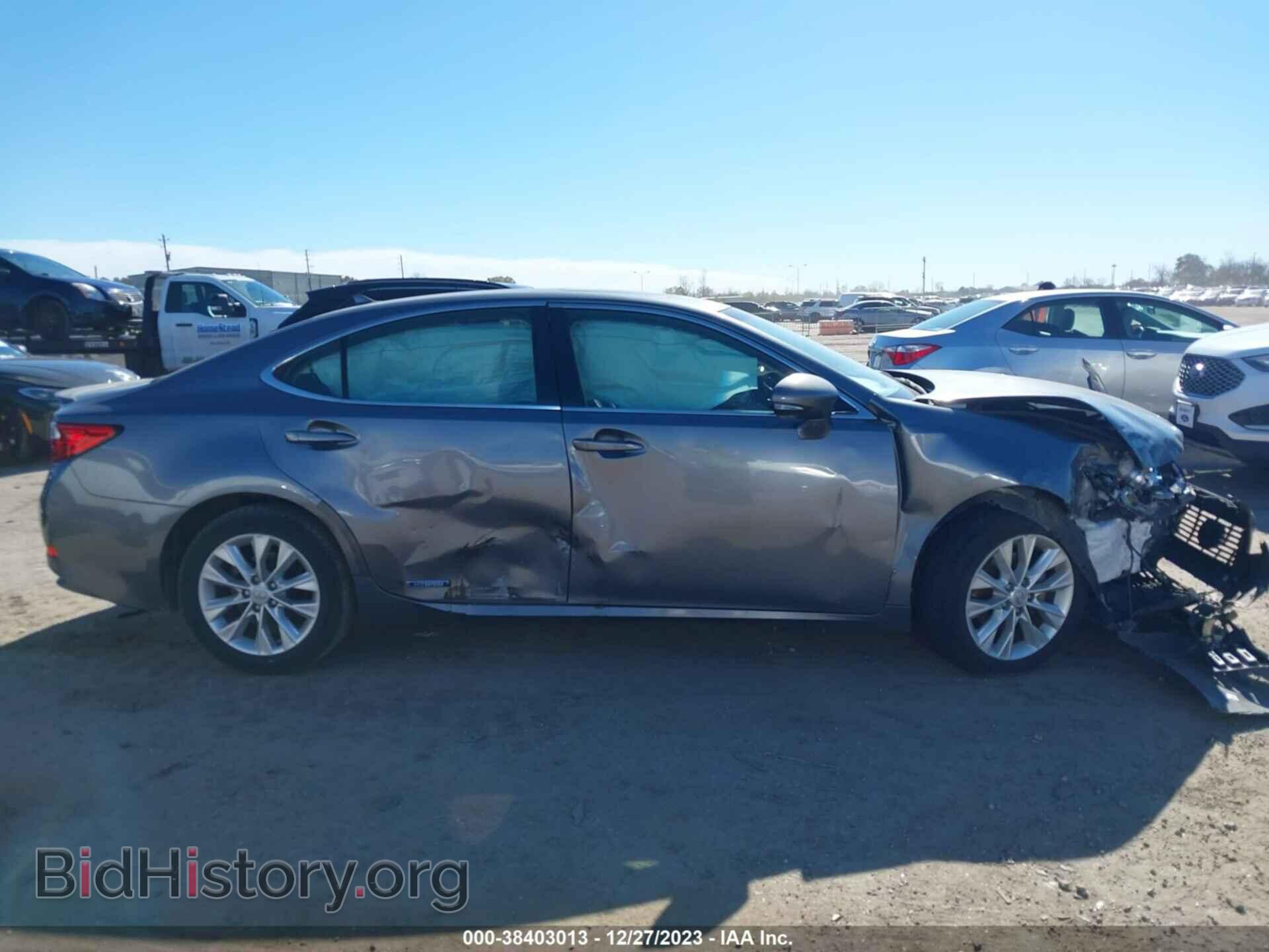 2013 LEXUS ES 300H - VIN: JTHBW1GG9D2010485 - Фото 13