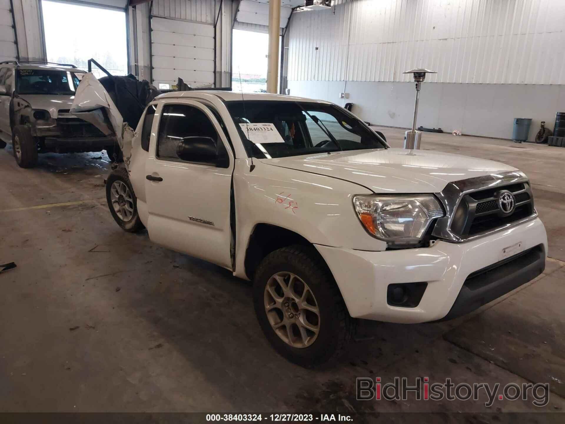 Photo 5TFTX4CN6EX040685 - TOYOTA TACOMA 2014