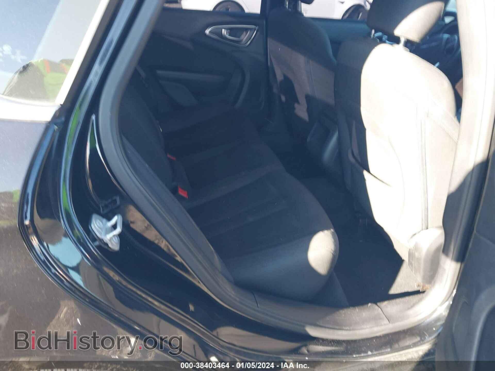 2015 CHRYSLER 200 - VIN: 1C3CCCAB5FN746241 - Photo 8