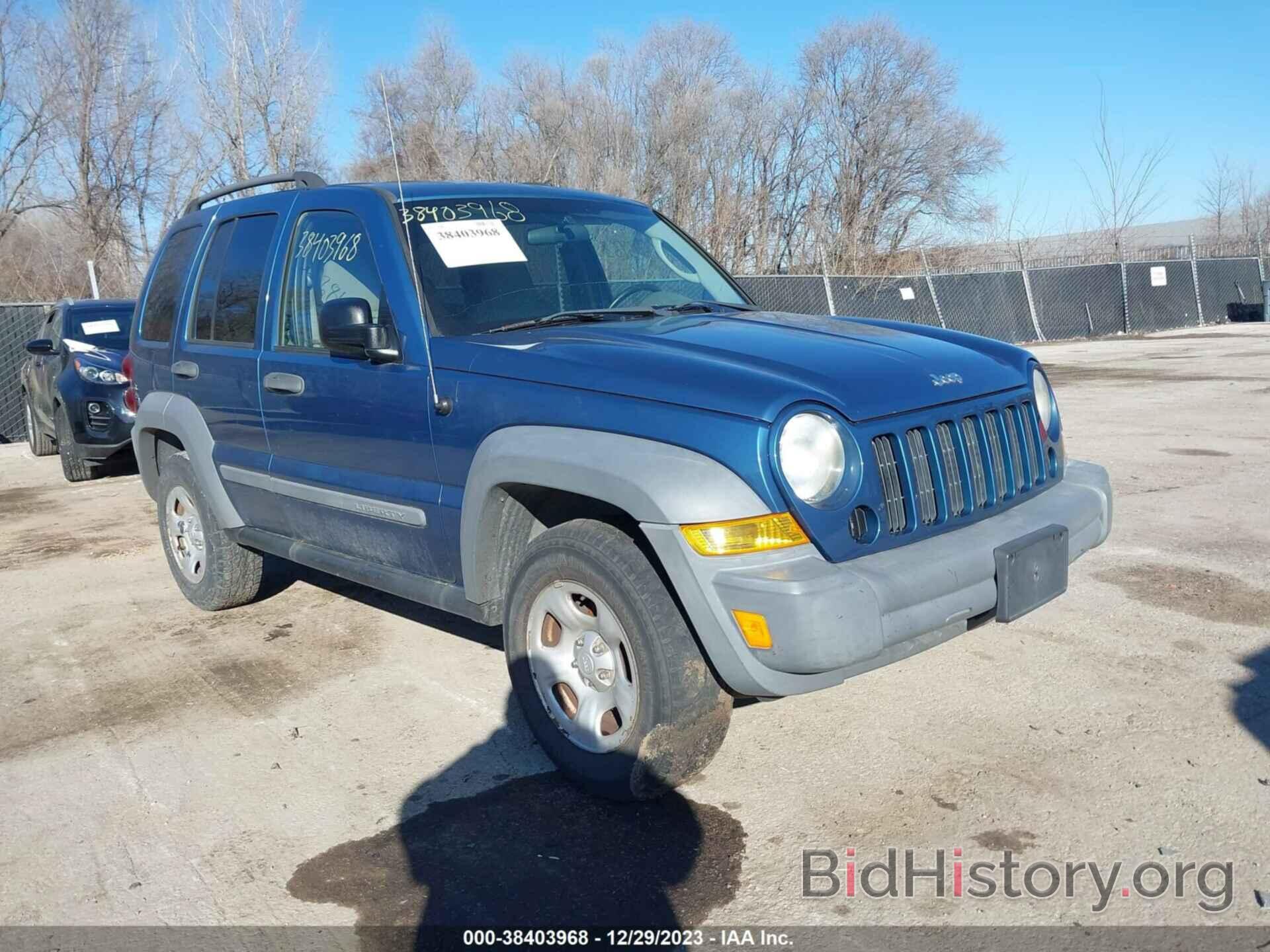 Photo 1J4GL48K26W102449 - JEEP LIBERTY 2006