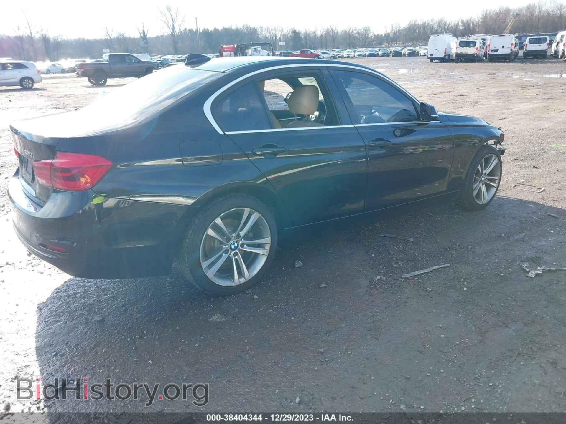 2017 BMW 330I - VIN: WBA8D9C3XHA011821 - Фото 4