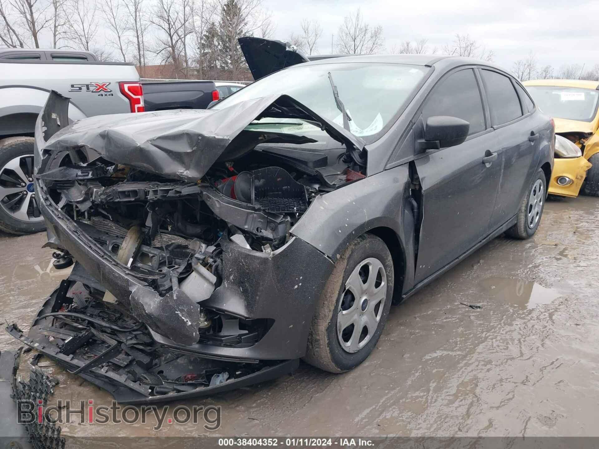 2016 FORD FOCUS - VIN: 1FADP3E21GL224692 - Фото 2