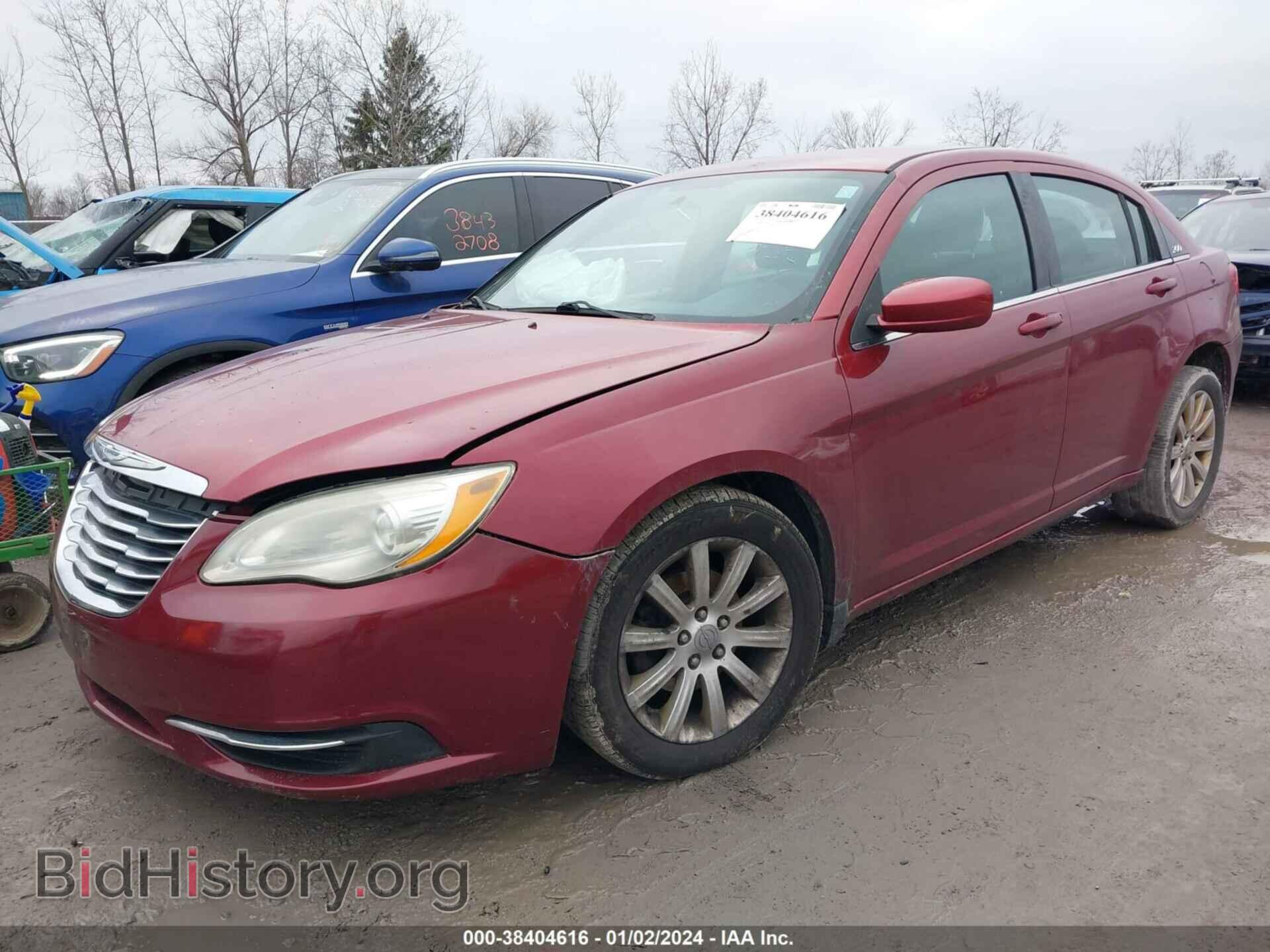 2013 CHRYSLER 200 - VIN: 1C3CCBBG4DN527160 - Фото 2