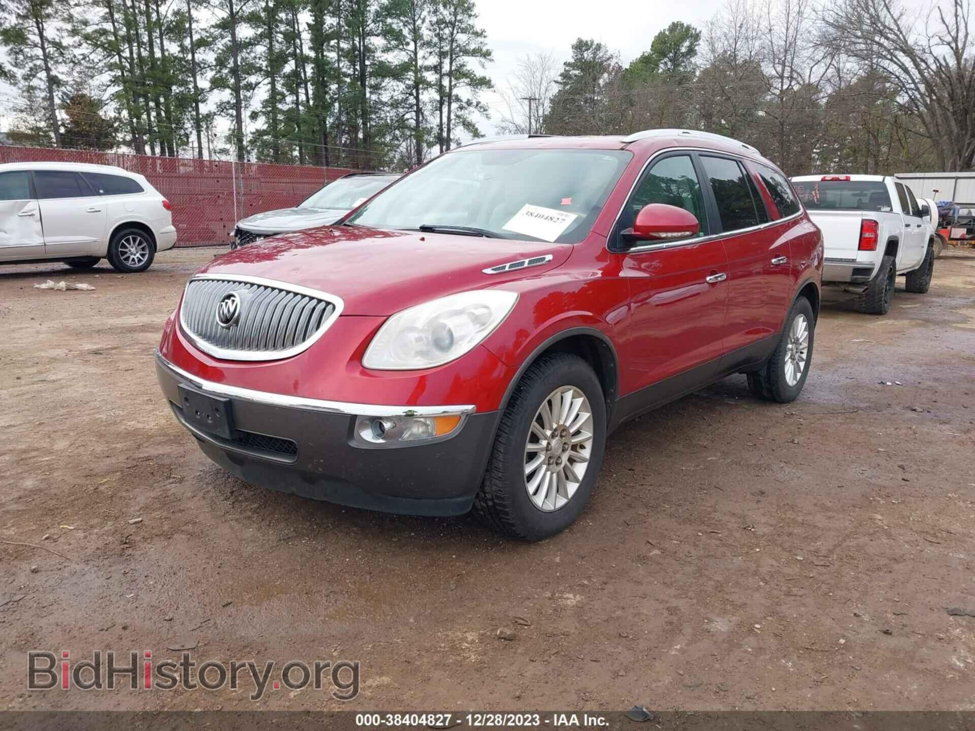2012 BUICK ENCLAVE - VIN: 5GAKRCED1CJ211414 - Photo 2