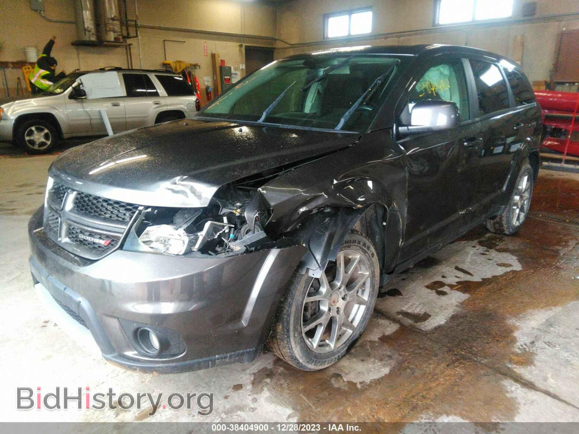 2017 DODGE JOURNEY - VIN: 3C4PDDEG1HT587890 - Фото 2