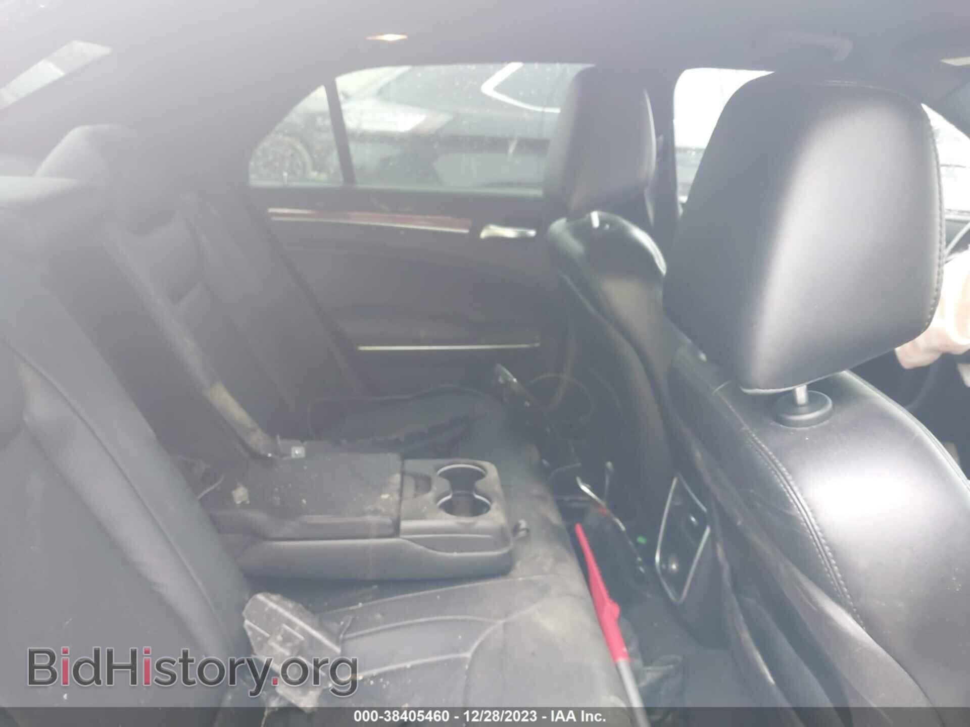 2014 CHRYSLER 300 - VIN: 2C3CCARG1EH229319 - Фото 8