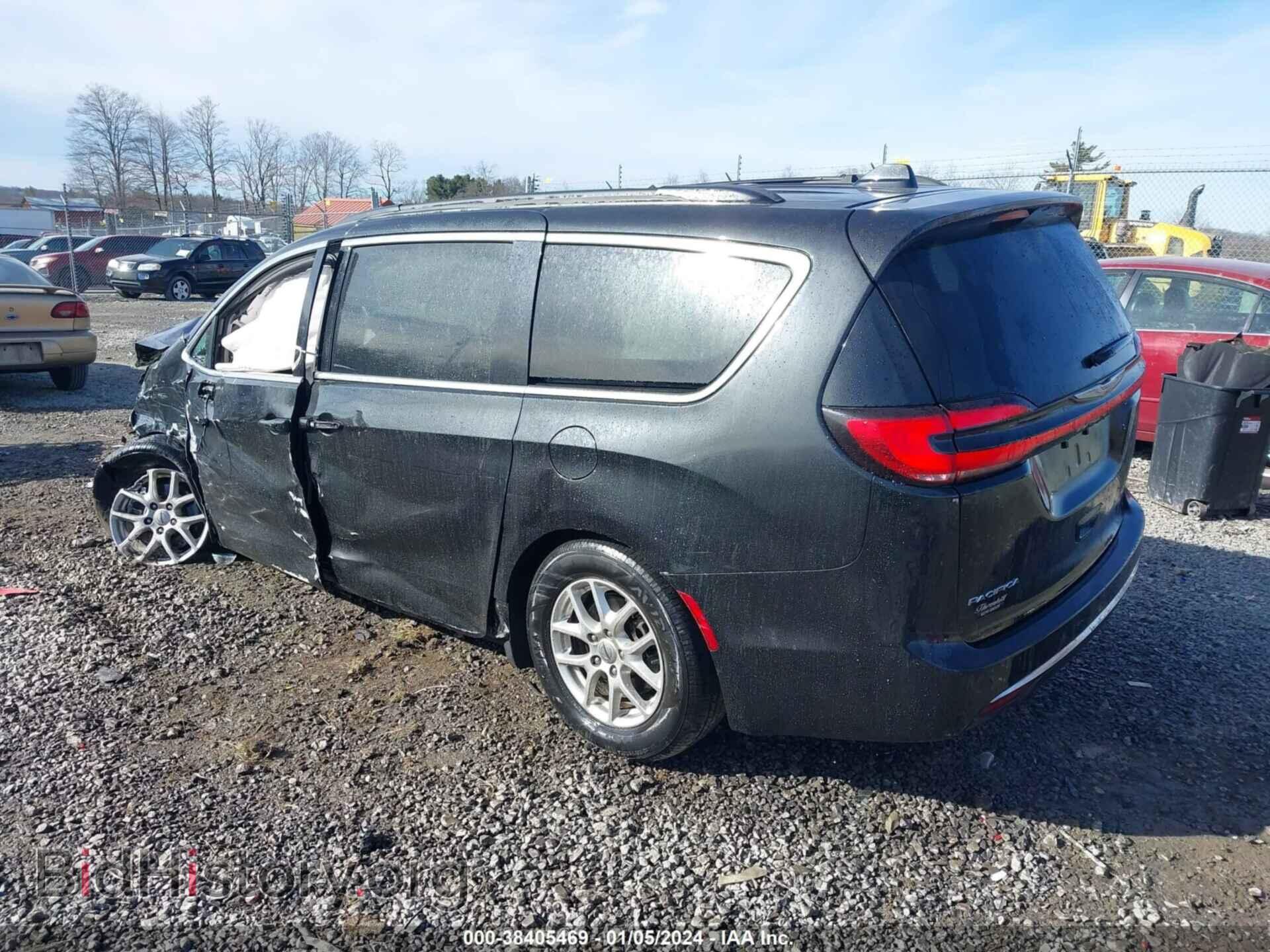 2022 CHRYSLER PACIFICA - VIN: 2C4RC1BG5NR107069 - Фото 3