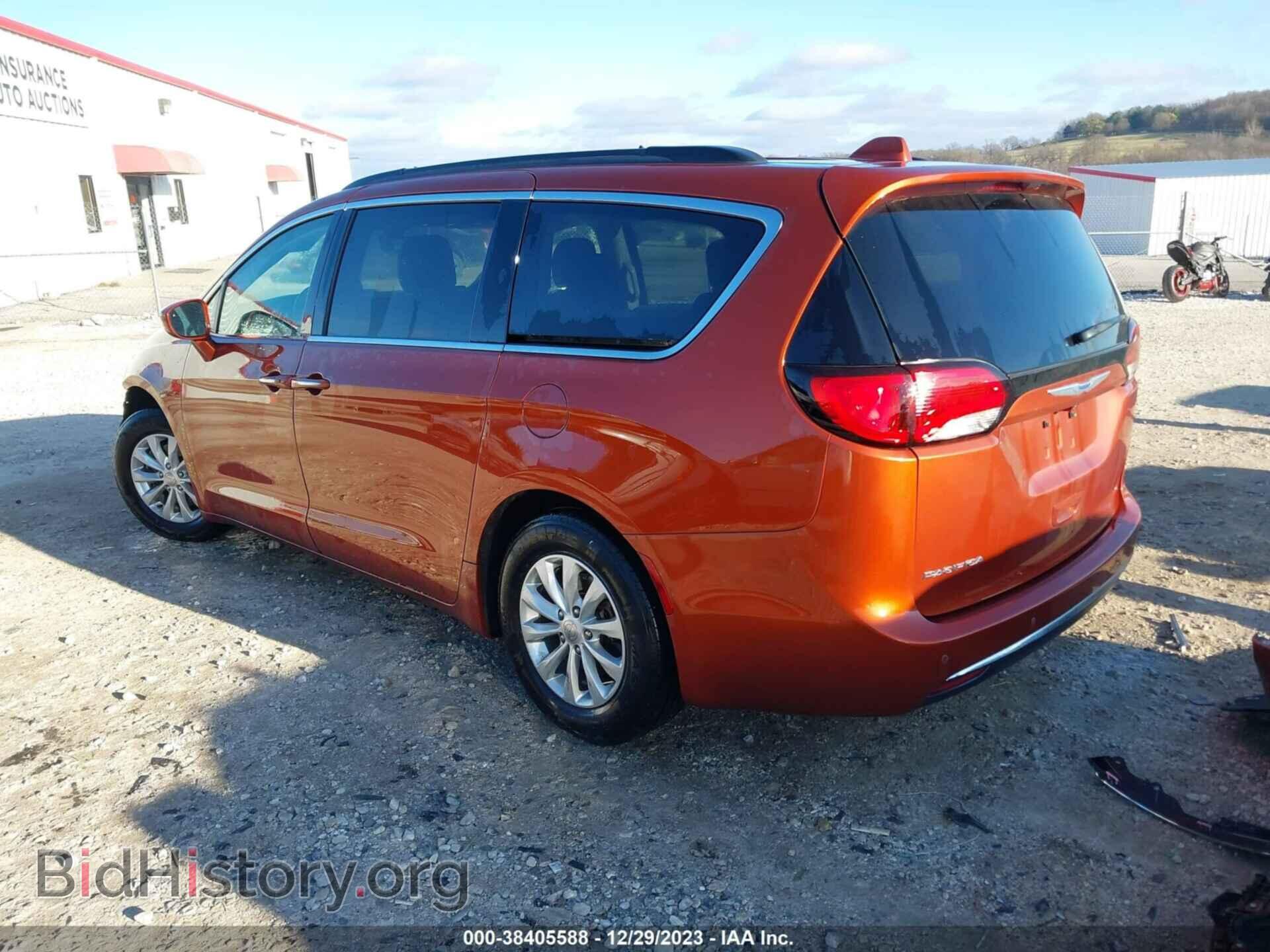 2018 CHRYSLER PACIFICA - VIN: 2C4RC1FG1JR295206 - Photo 3