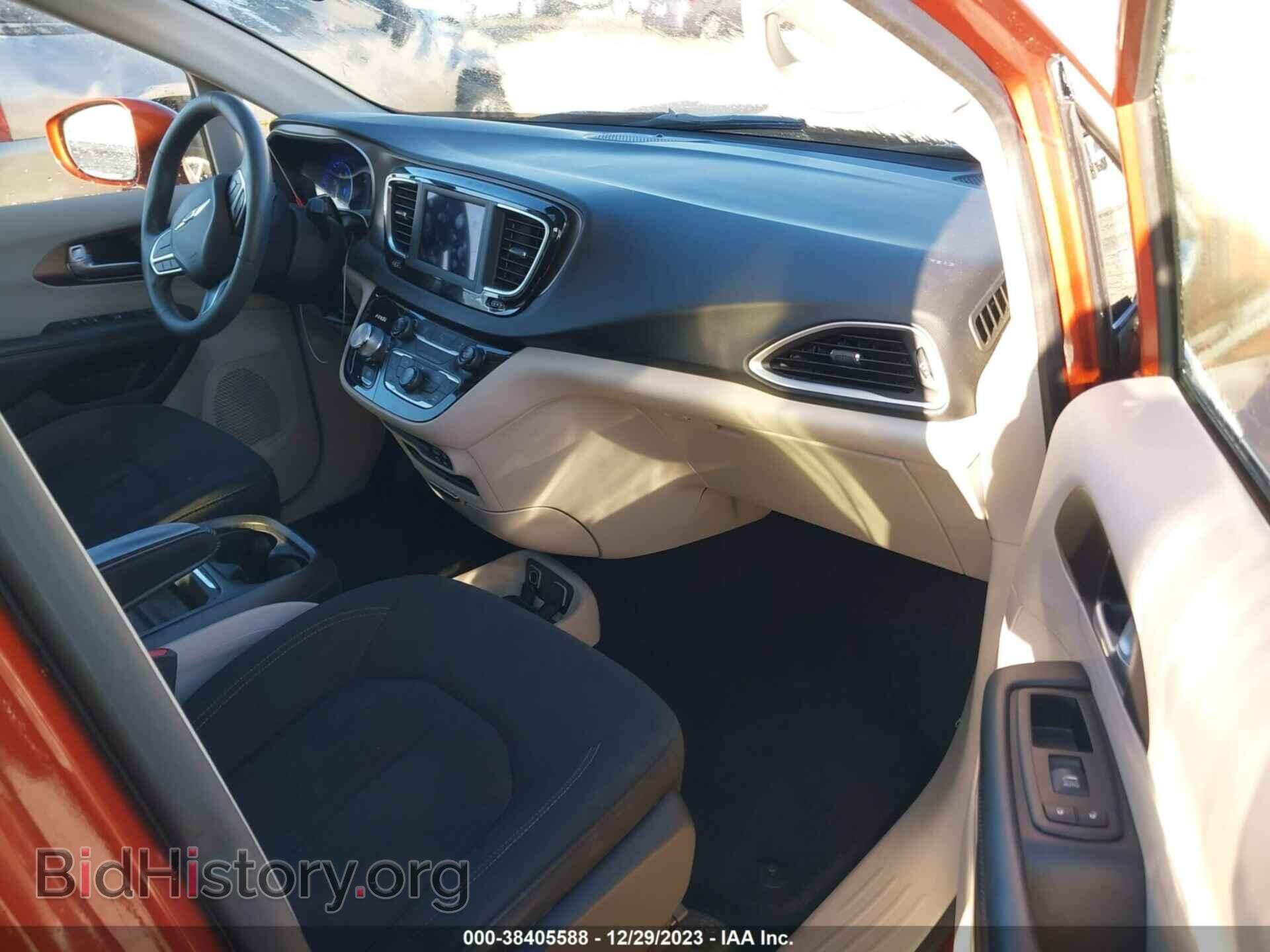 2018 CHRYSLER PACIFICA - VIN: 2C4RC1FG1JR295206 - Photo 5