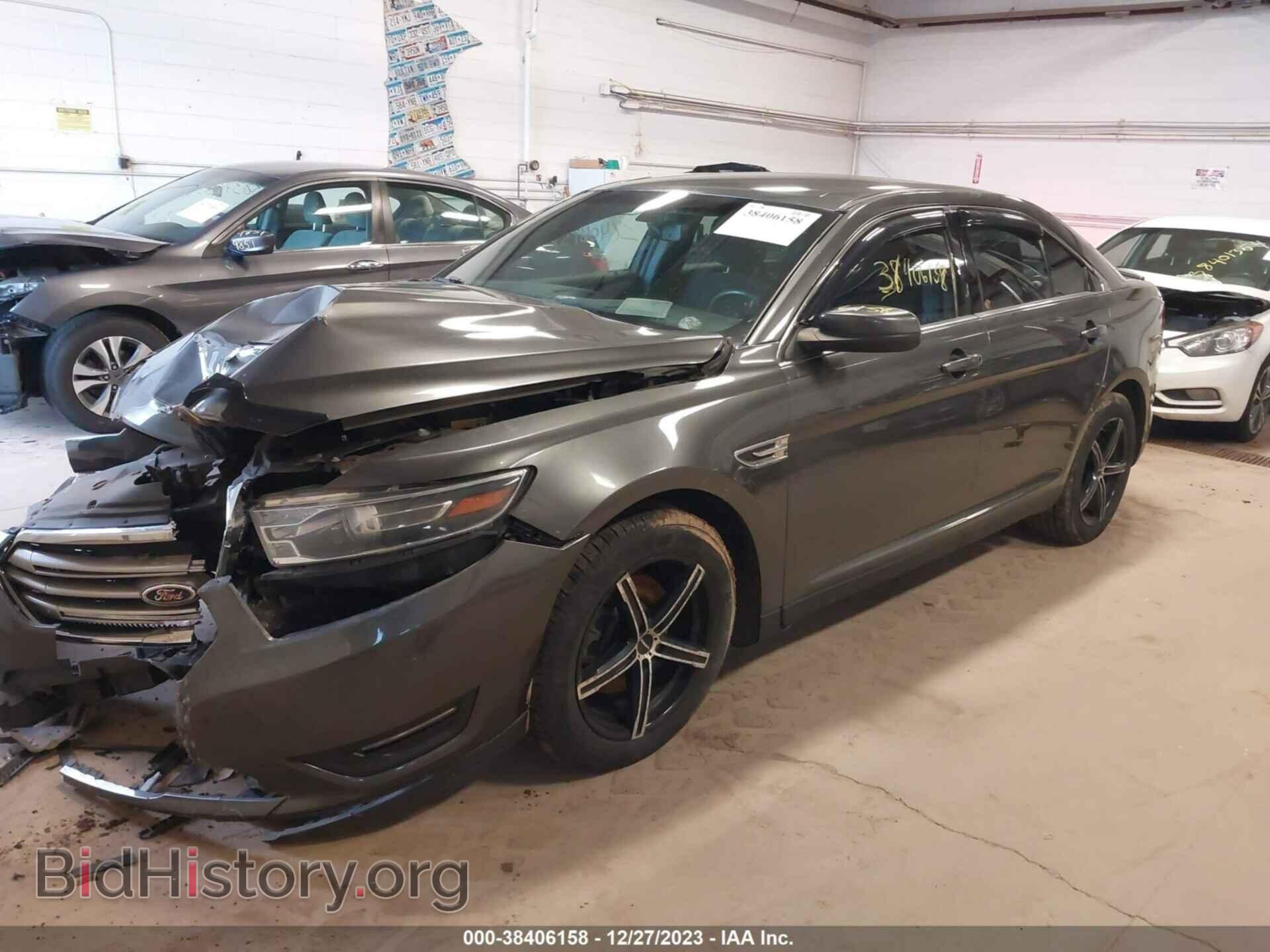 2015 FORD TAURUS - VIN: 1FAHP2E87FG186814 - Фото 2