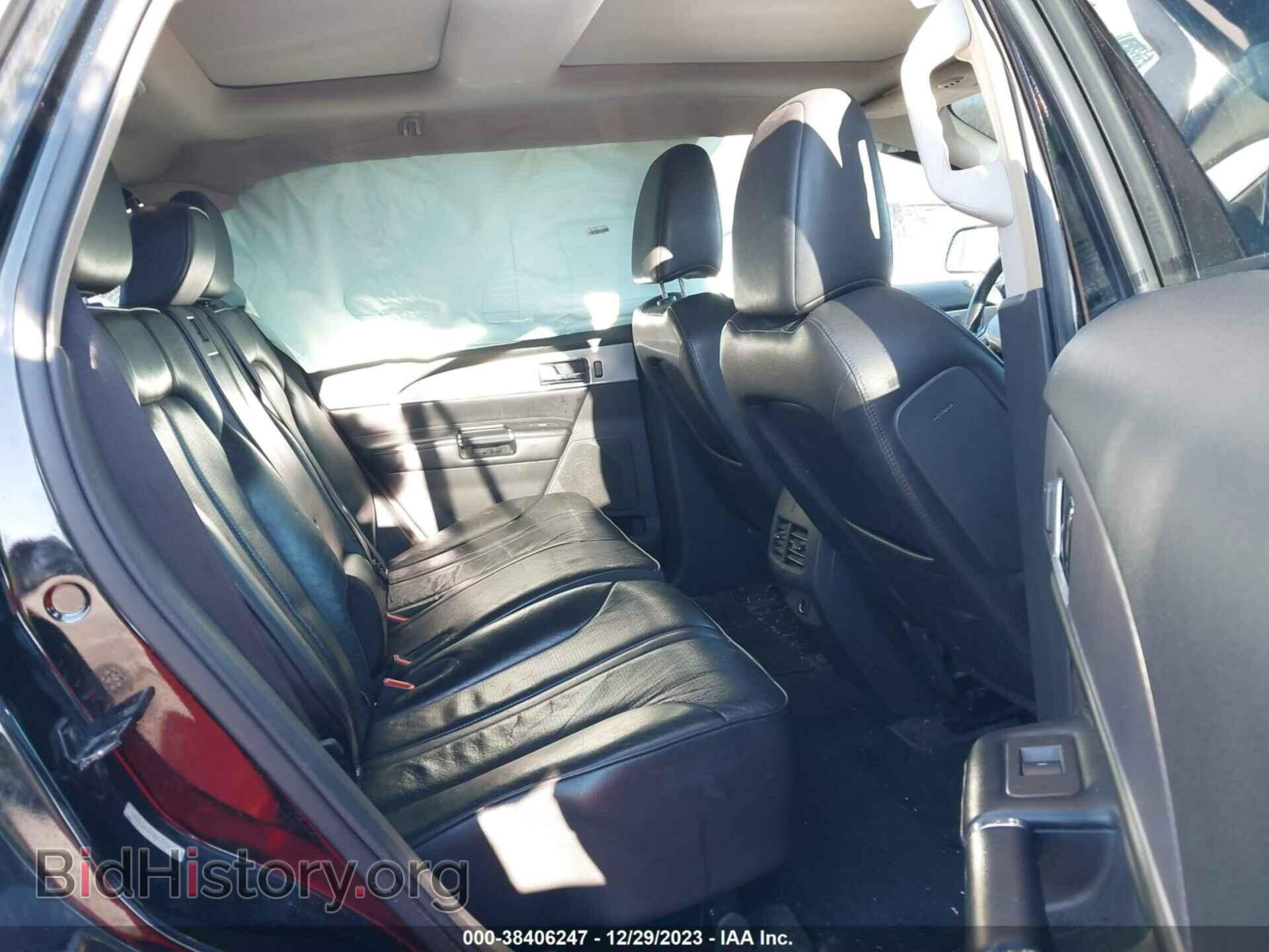 2011 LINCOLN MKX - VIN: 2LMDJ8JK0BBJ31900 - Photo 8
