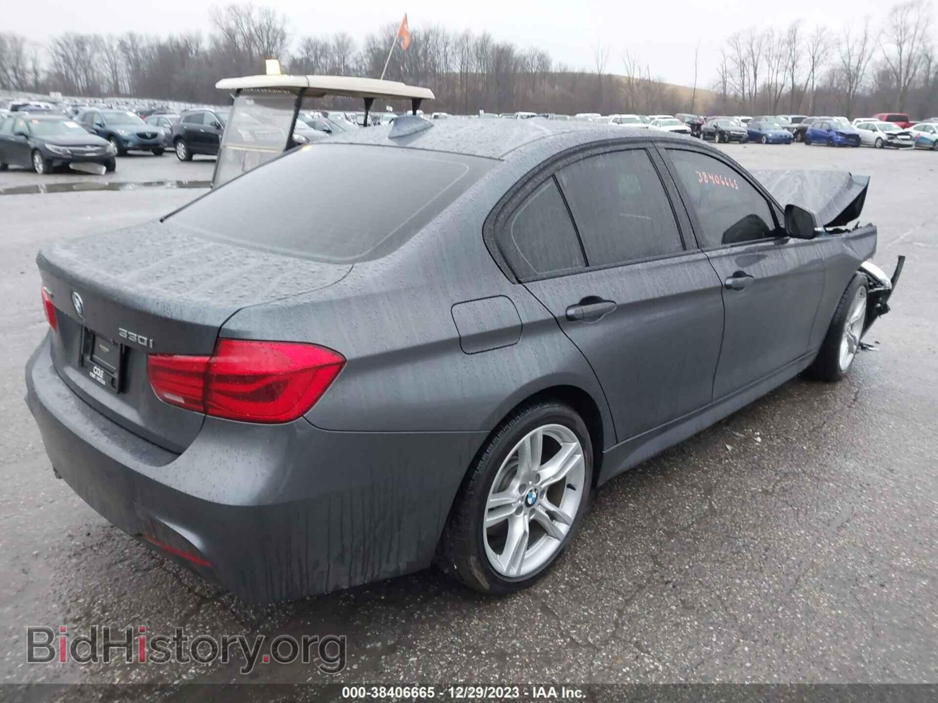 2018 BMW 330I - VIN: WBA8D9C53JA012882 - Фото 4
