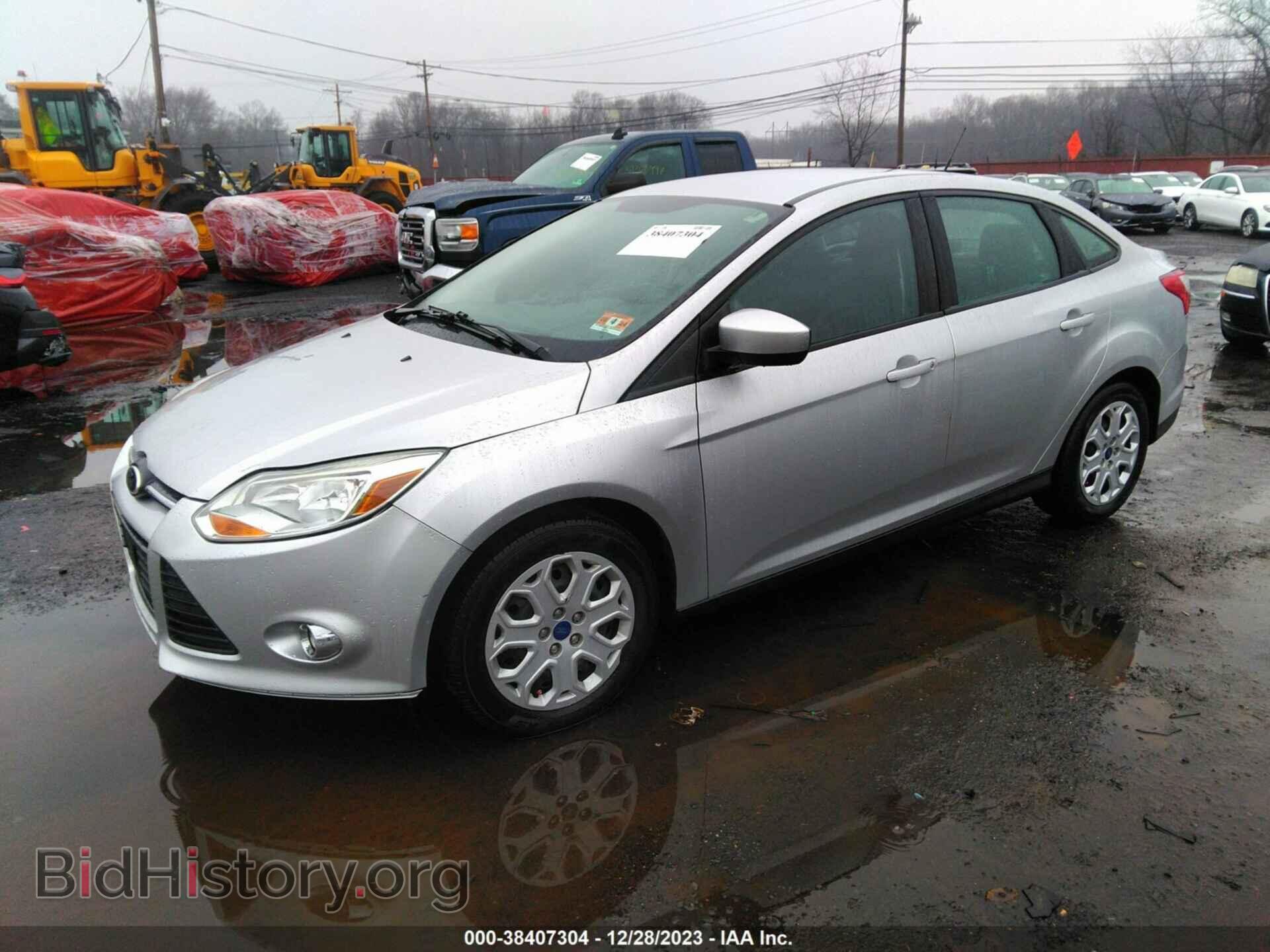 2012 FORD FOCUS - VIN: 1FAHP3F27CL384330 - Фото 2