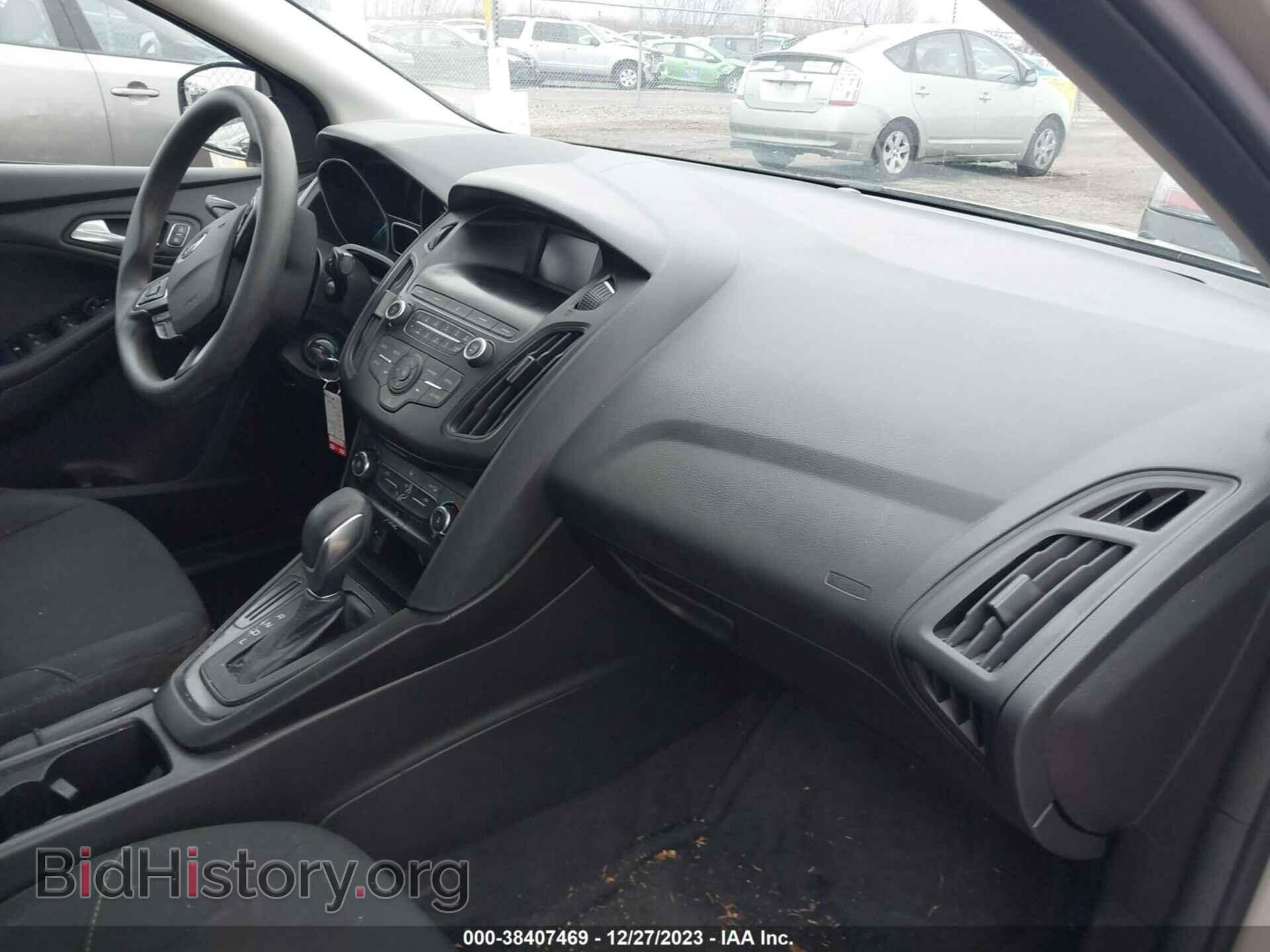 2018 FORD FOCUS - VIN: 1FADP3F20JL327351 - Фото 5