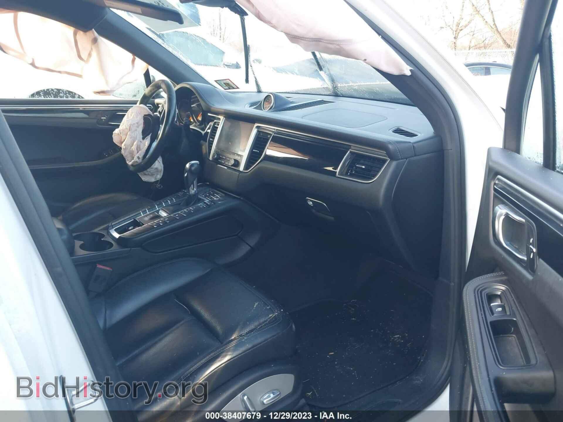 2017 PORSCHE MACAN - VIN: WP1AA2A51HLB05937 - Photo 5