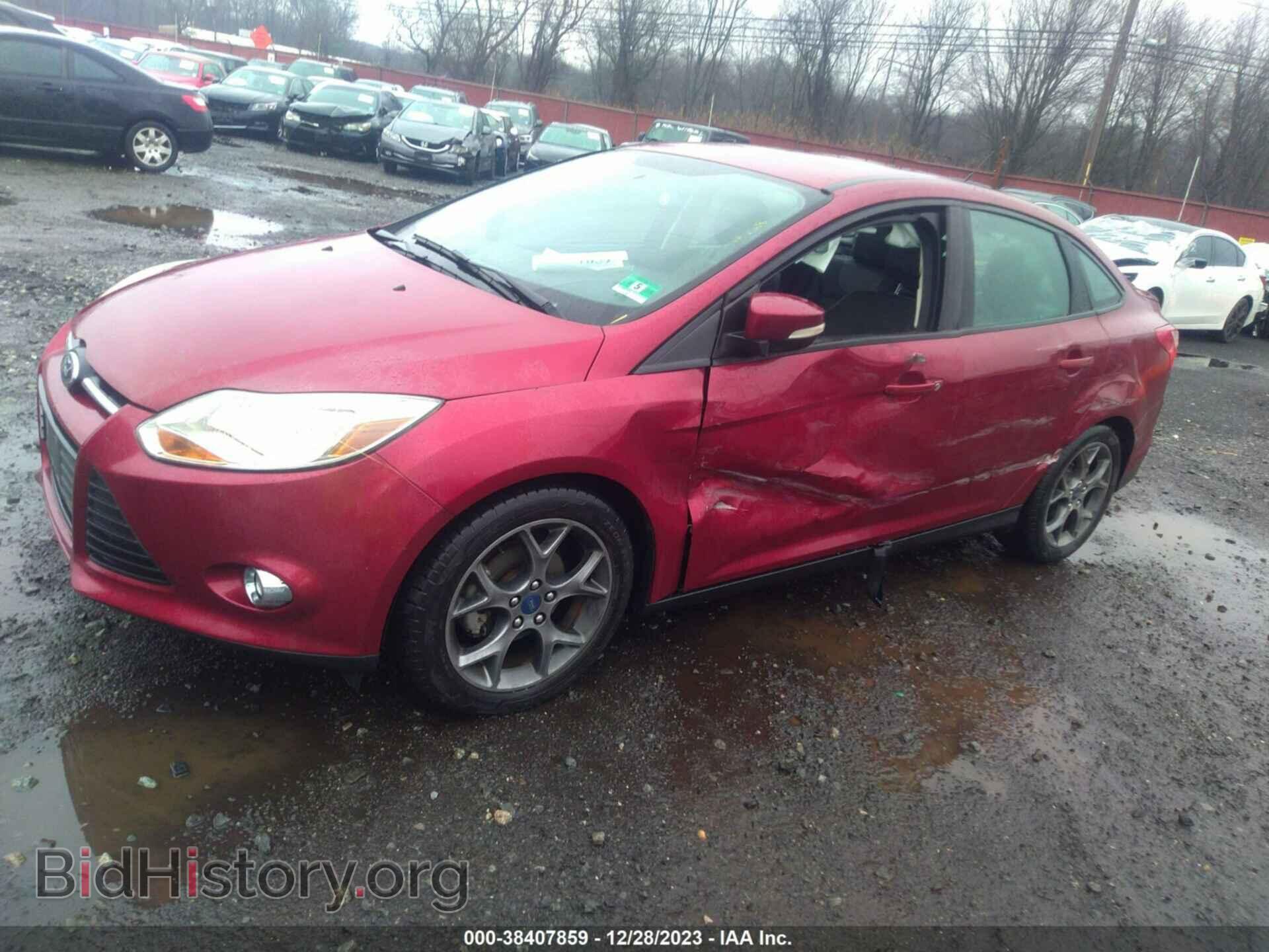 2014 FORD FOCUS - VIN: 1FADP3F29EL188522 - Фото 2