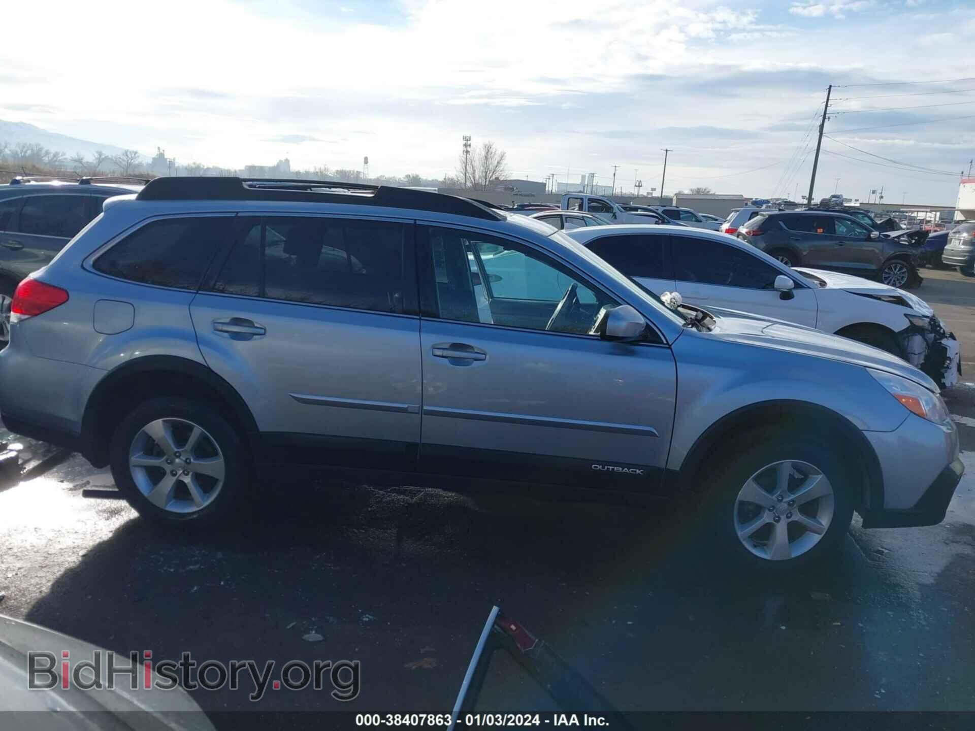 2014 SUBARU OUTBACK - VIN: 4S4BRBLC0E3246869 - Фото 13
