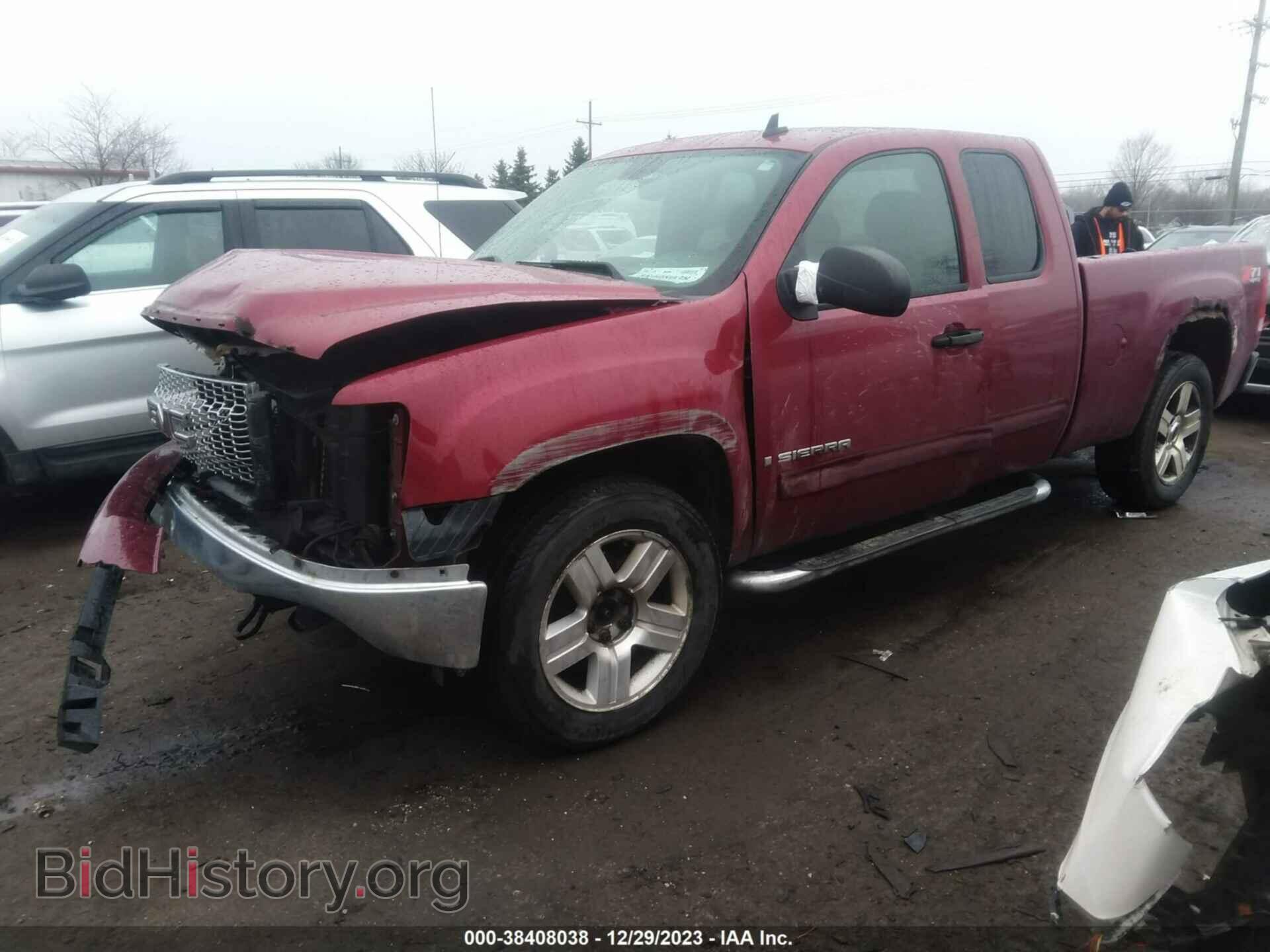 2007 GMC SIERRA 1500 - VIN: 2GTEK19J571624697 - Фото 2