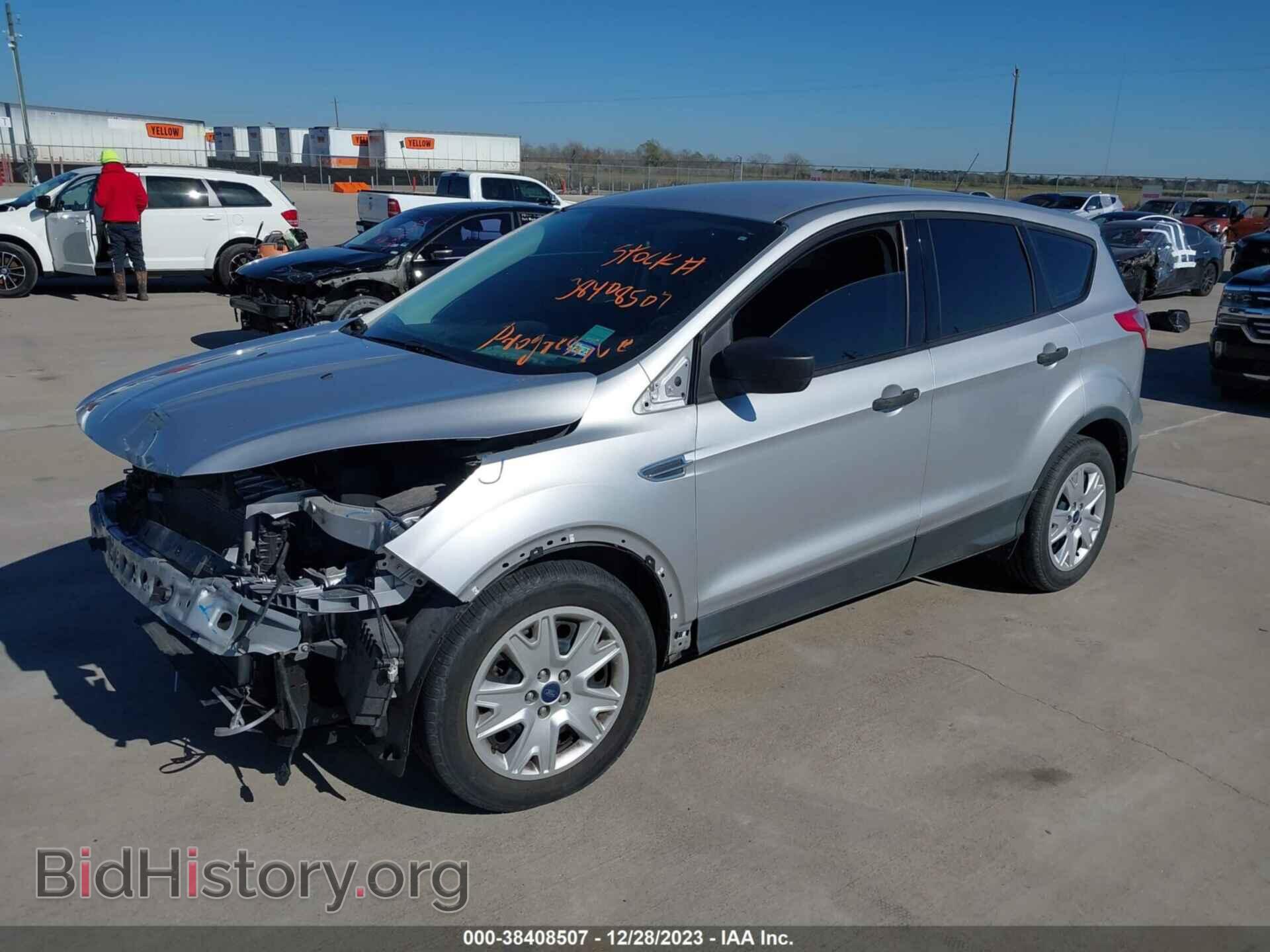 2016 FORD ESCAPE - VIN: 1FMCU0F77GUB23086 - Фото 2