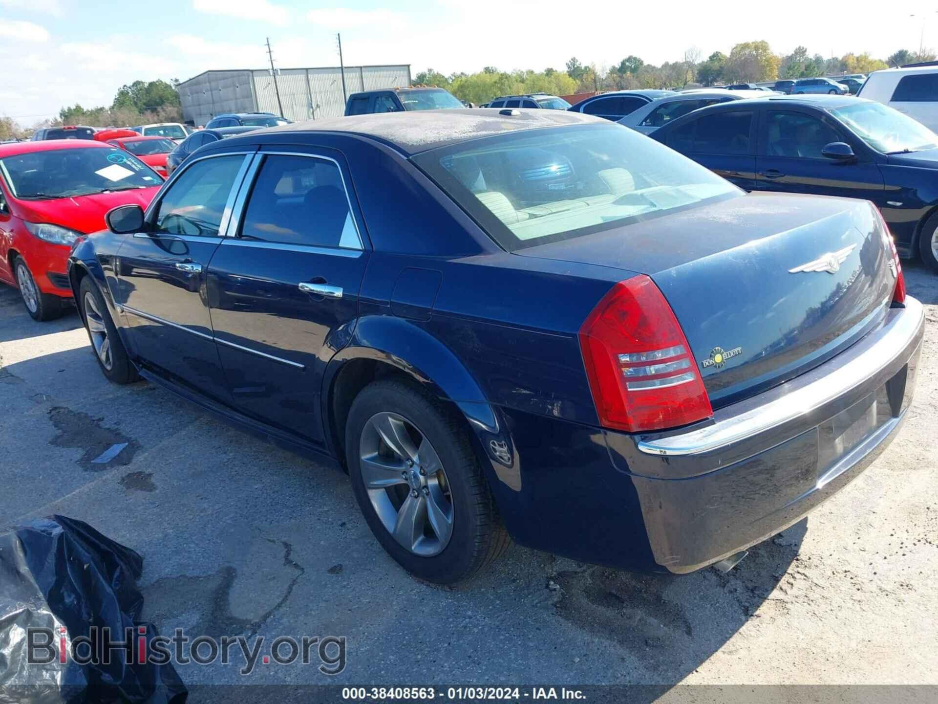 2006 CHRYSLER 300 - VIN: 2C3KA63HX6H365689 - Фото 3